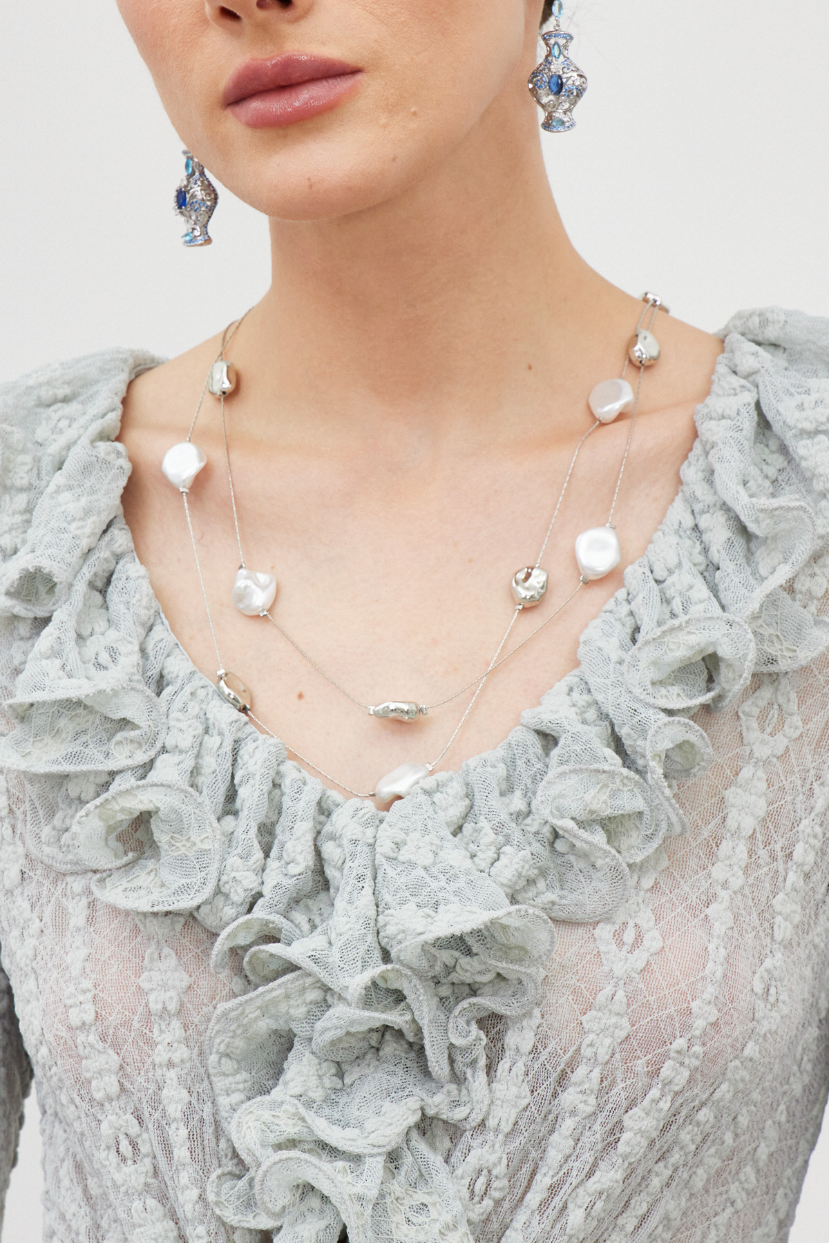 Idowu Embellished Necklace 