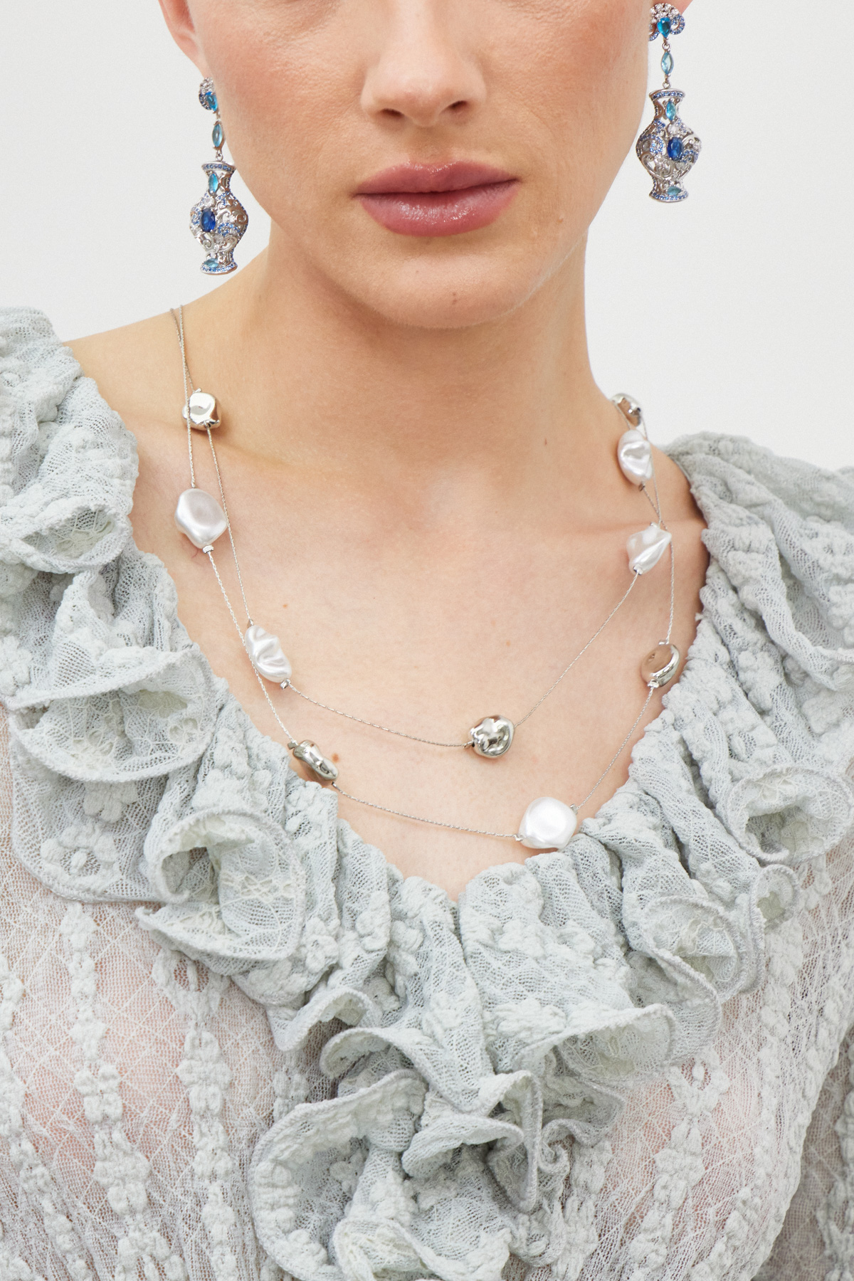 Idowu Embellished Necklace 