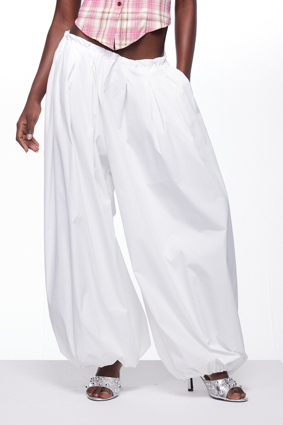 Idwal Ruch Pants In White