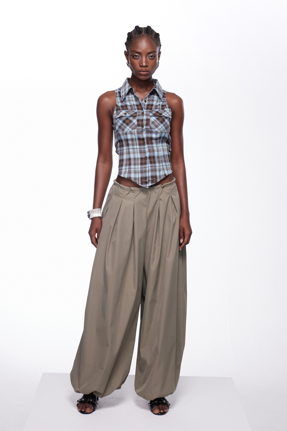 Idwal Ruch Pants In Green