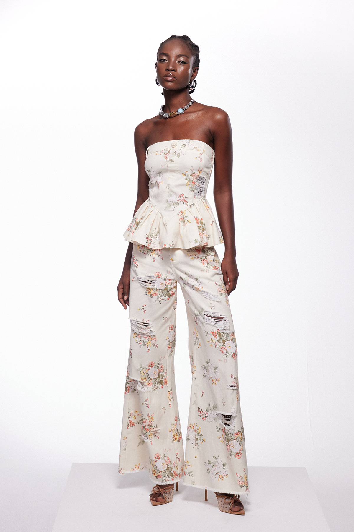 Iedida Strapless Floral Ripped Pants Set
