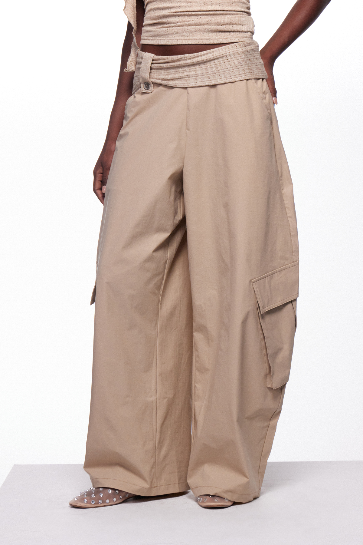 Iezekiel One Shoulder Ruffle Pants Set