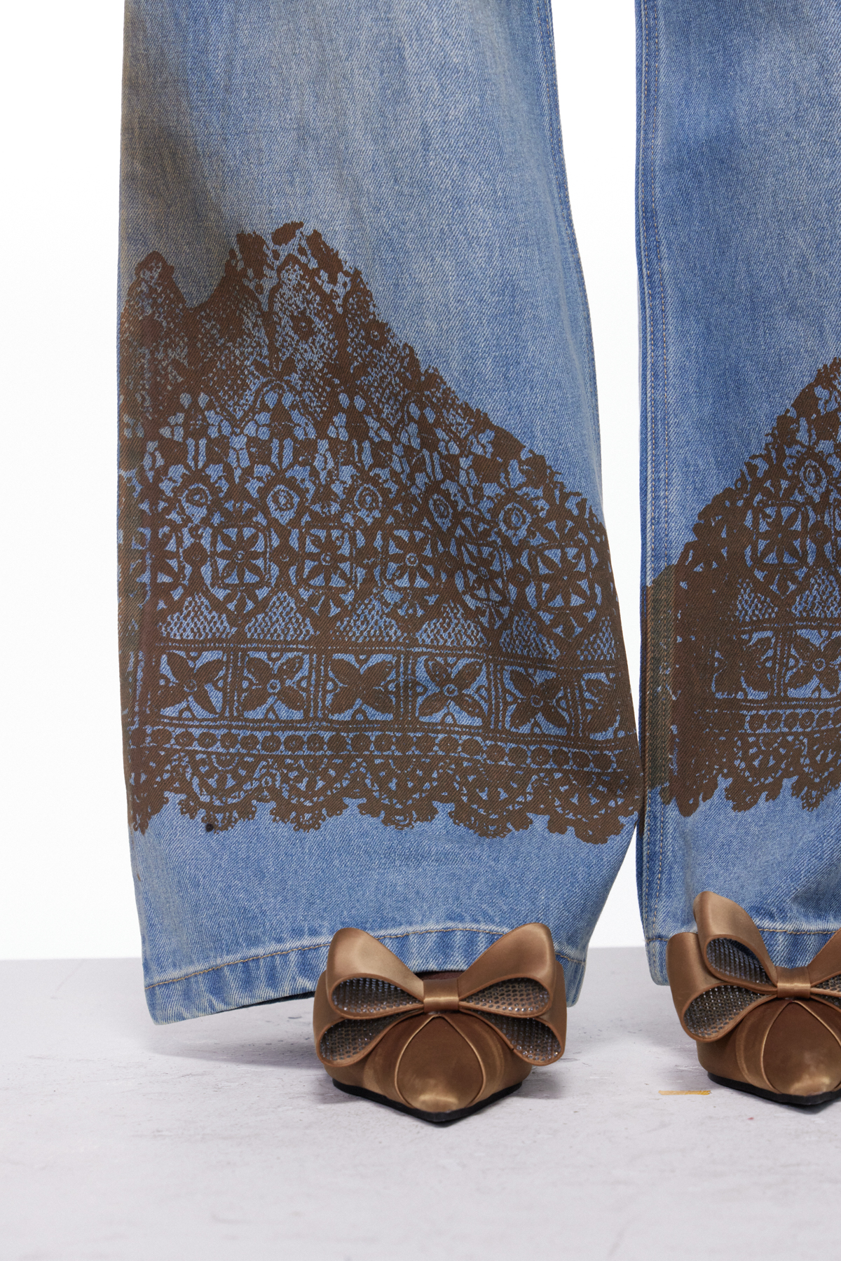 Igle Tie Dye Lace Print Jeans