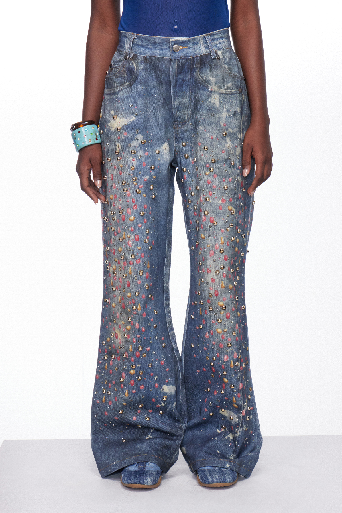 Ignacij Studded Print Barrel Jeans