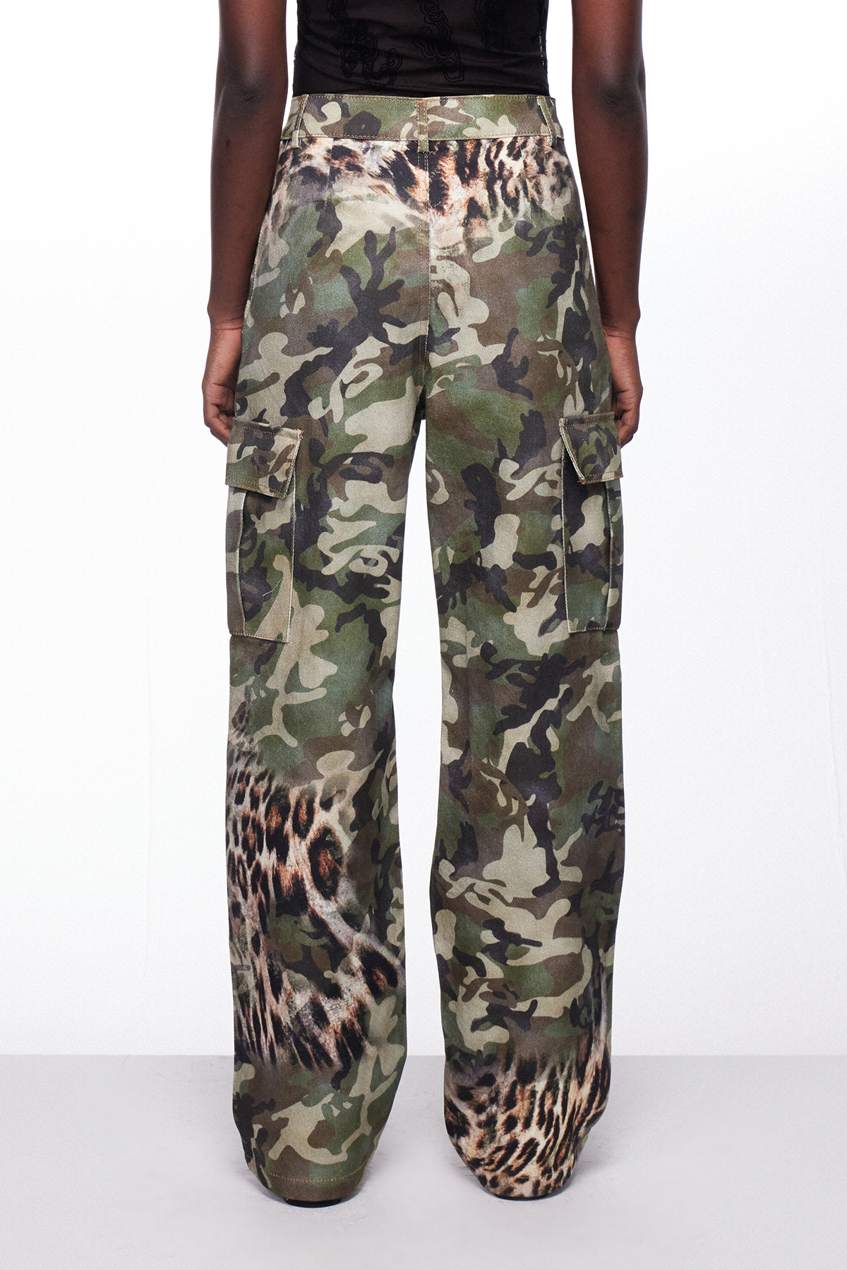 Iikka Camouflage Leopard Jeans