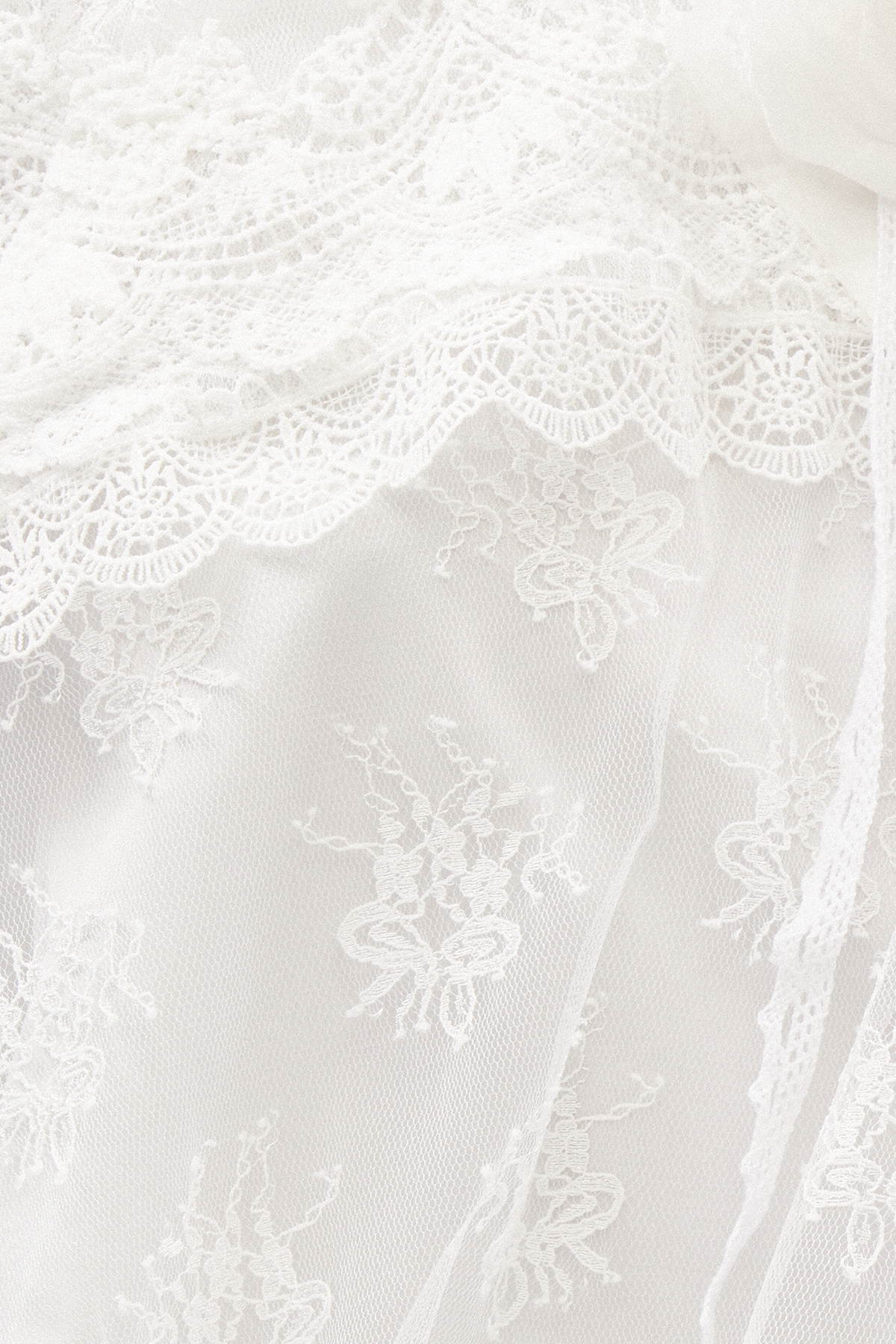 Ikraam Lace Crop Flower Skirt Set