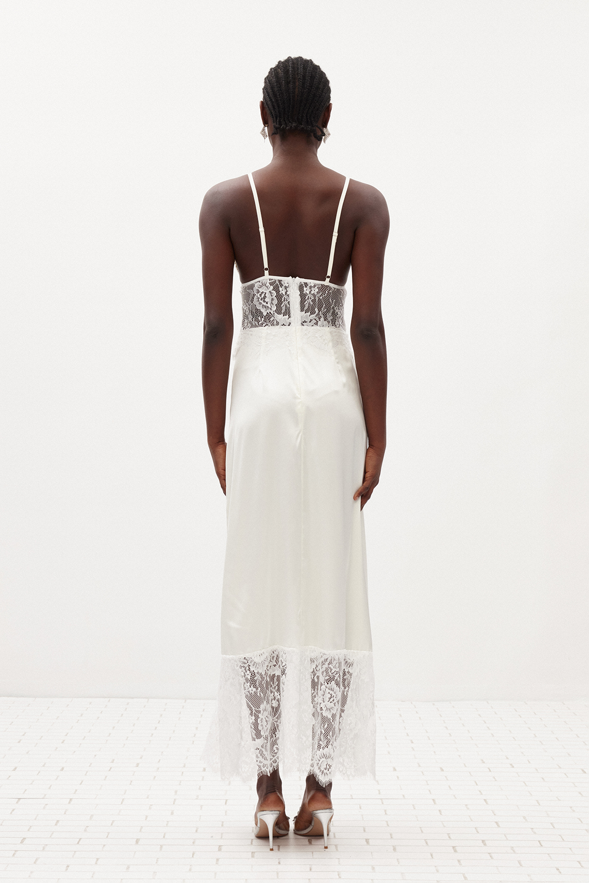 Ilda Spaghetti Lace Maxi Dress