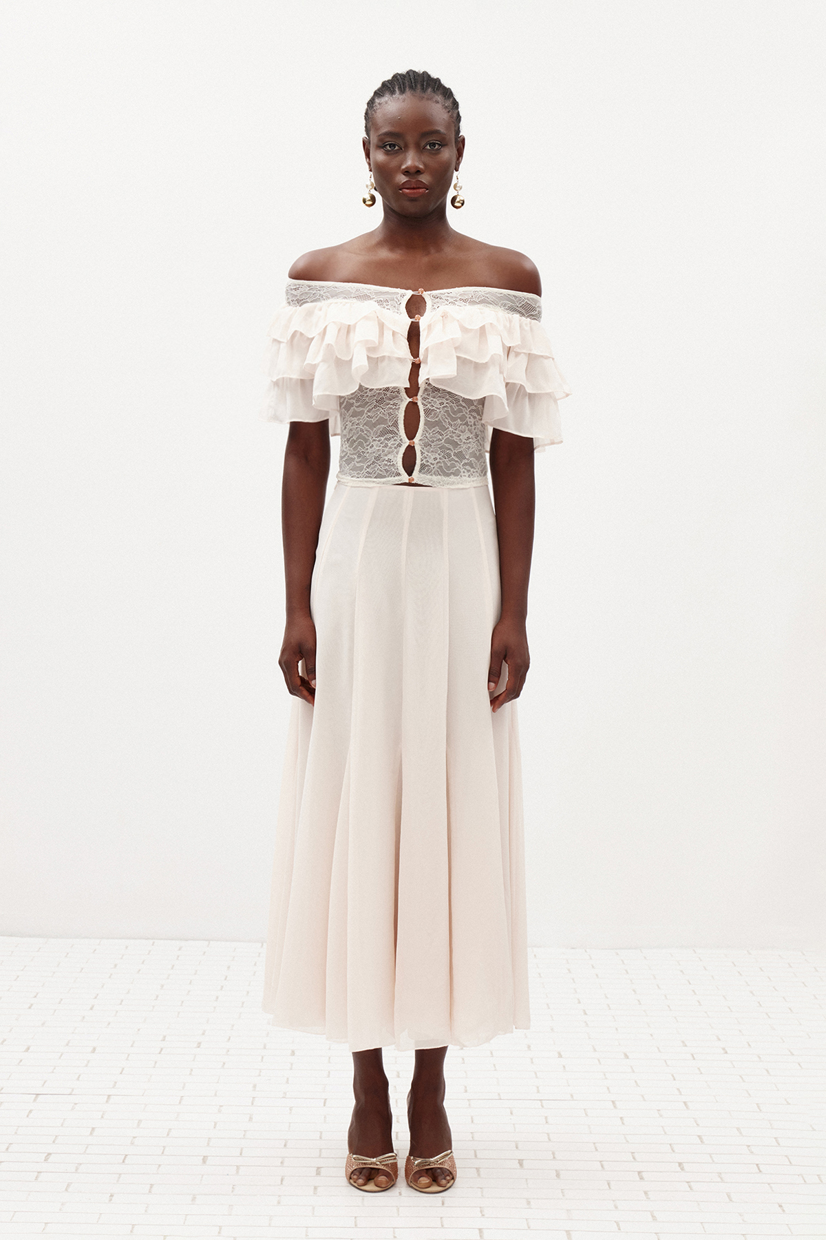 Ilga Off Shoulder Ruffle Lace Skirt Set