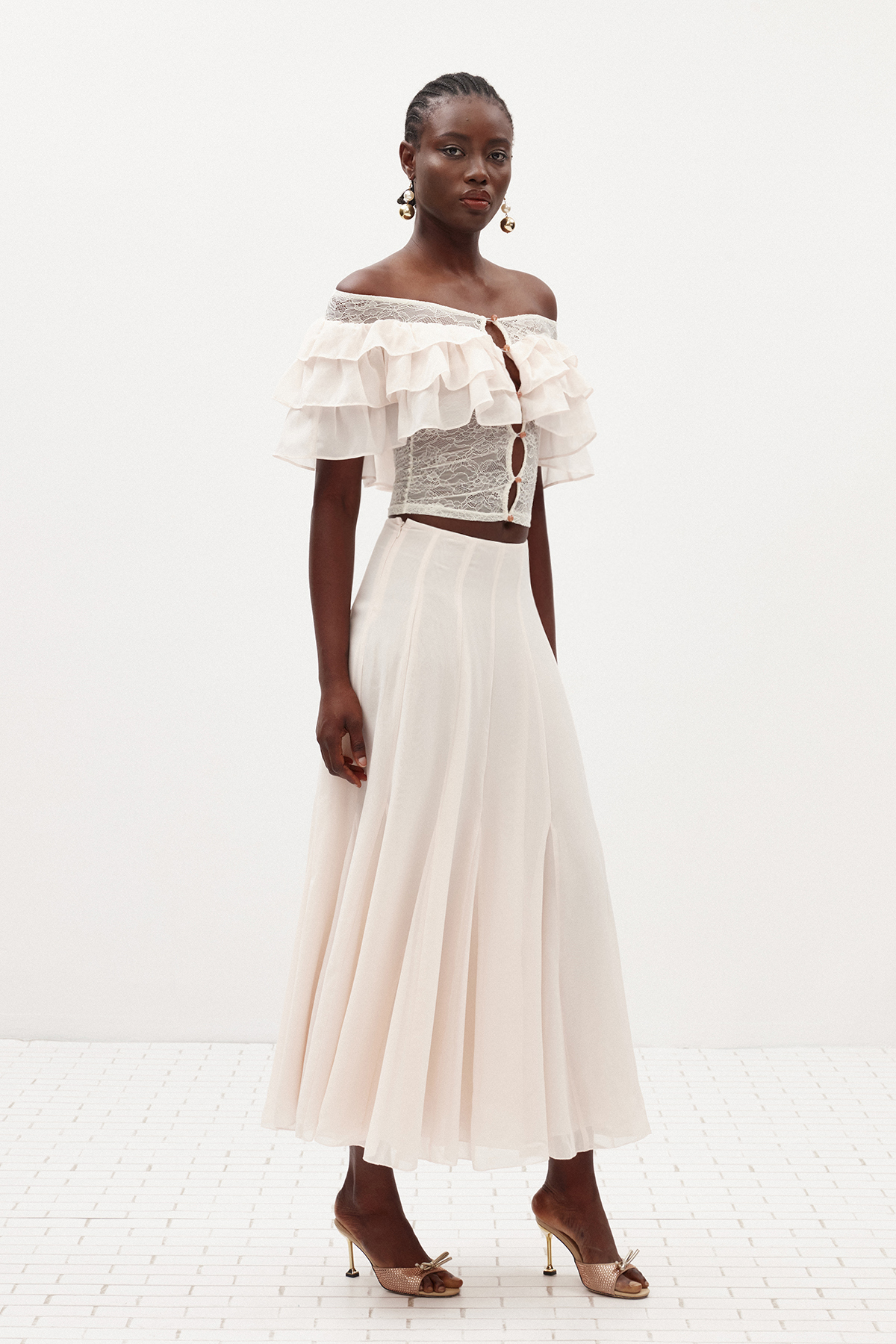 Ilga Off Shoulder Ruffle Lace Skirt Set