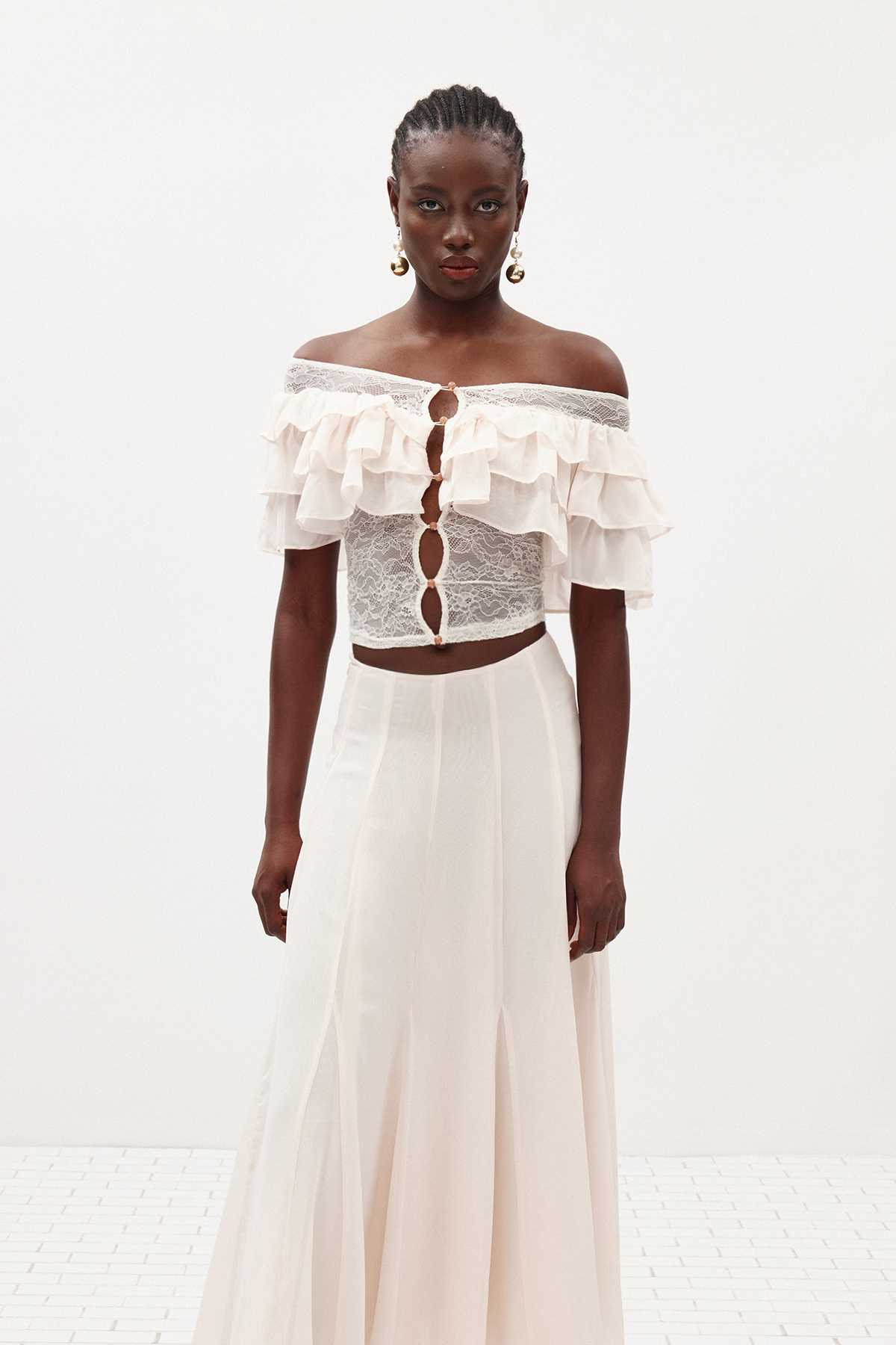 Ilga Off Shoulder Ruffle Lace Skirt Set