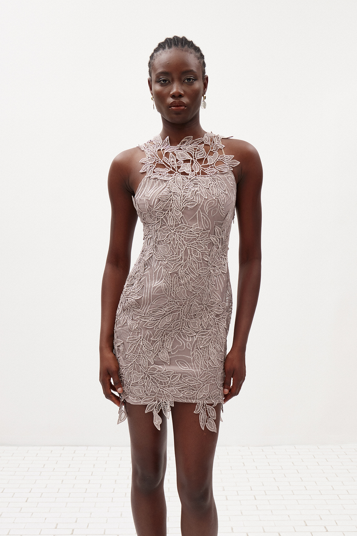Iliana Sleeveless Flower Mini Dress