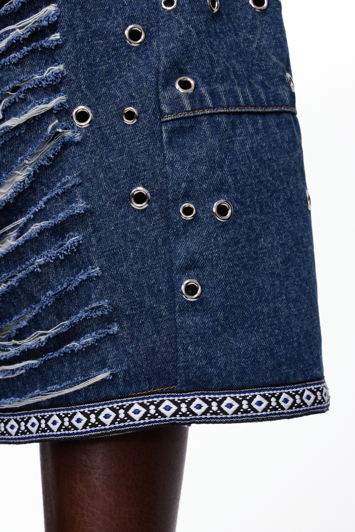 Ilmar Ripped Print Capri Jeans