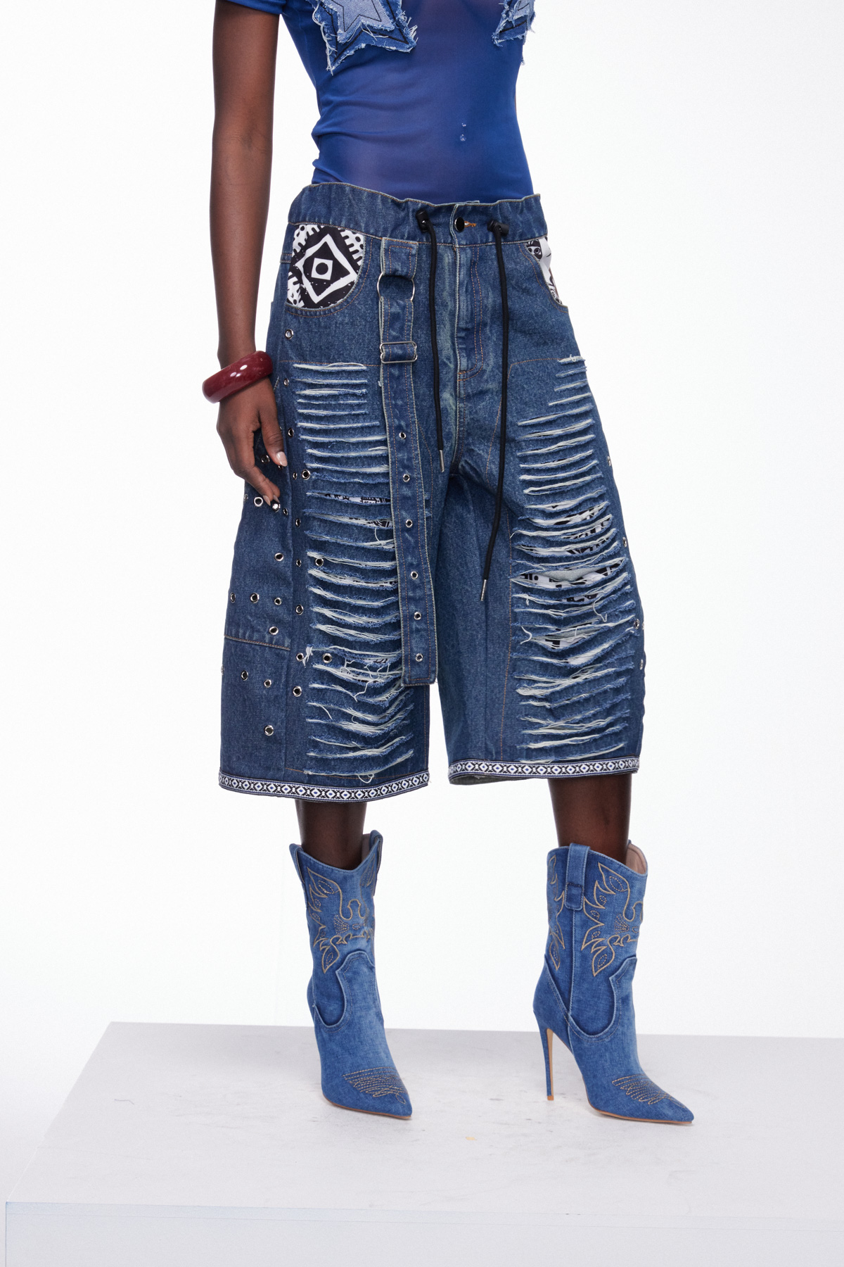 Ilmar Ripped Print Capri Jeans