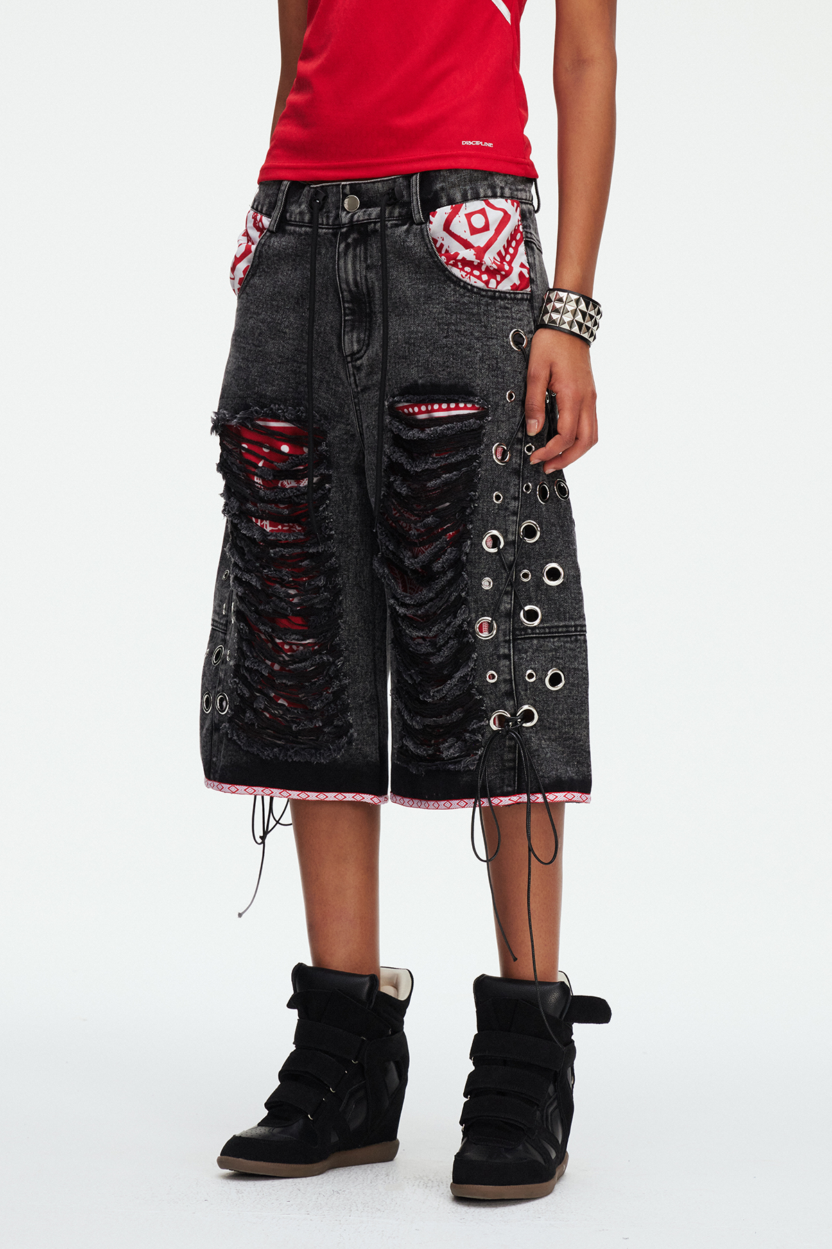 Ilmar Ripped Print Capri Jeans In Grey