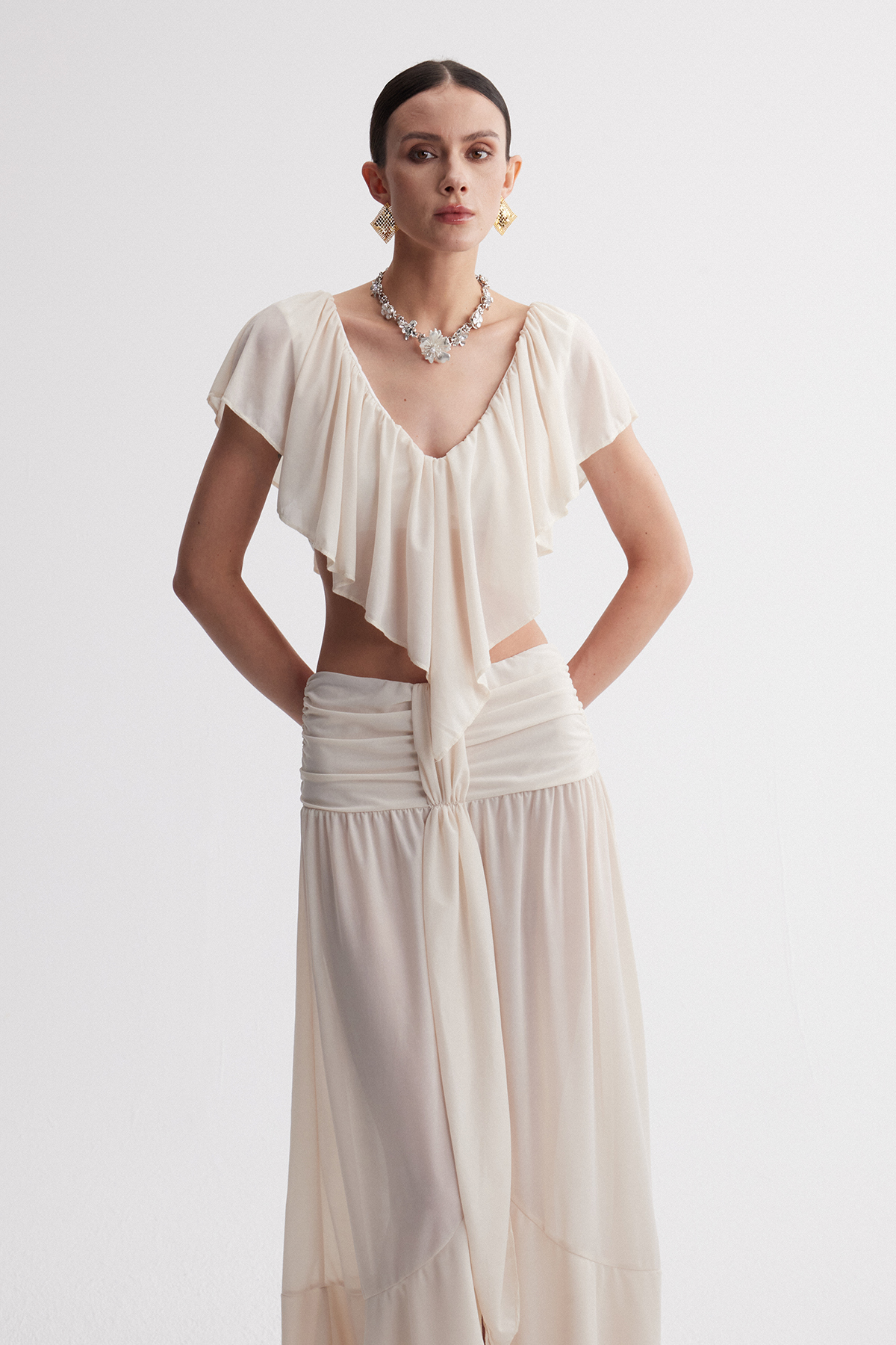 Ilme Ruffle Mesh Skirt Set