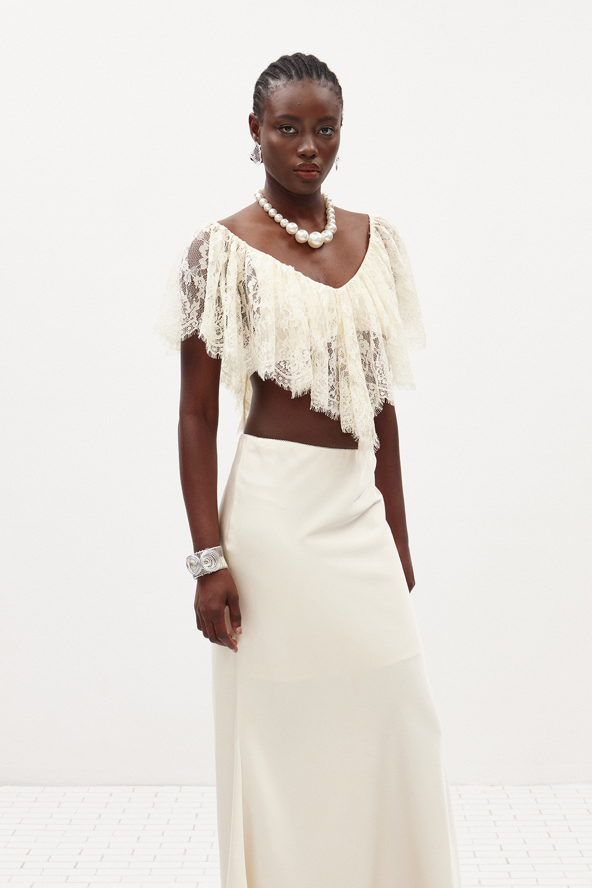Ilme V Neck Lace Ruffle Top