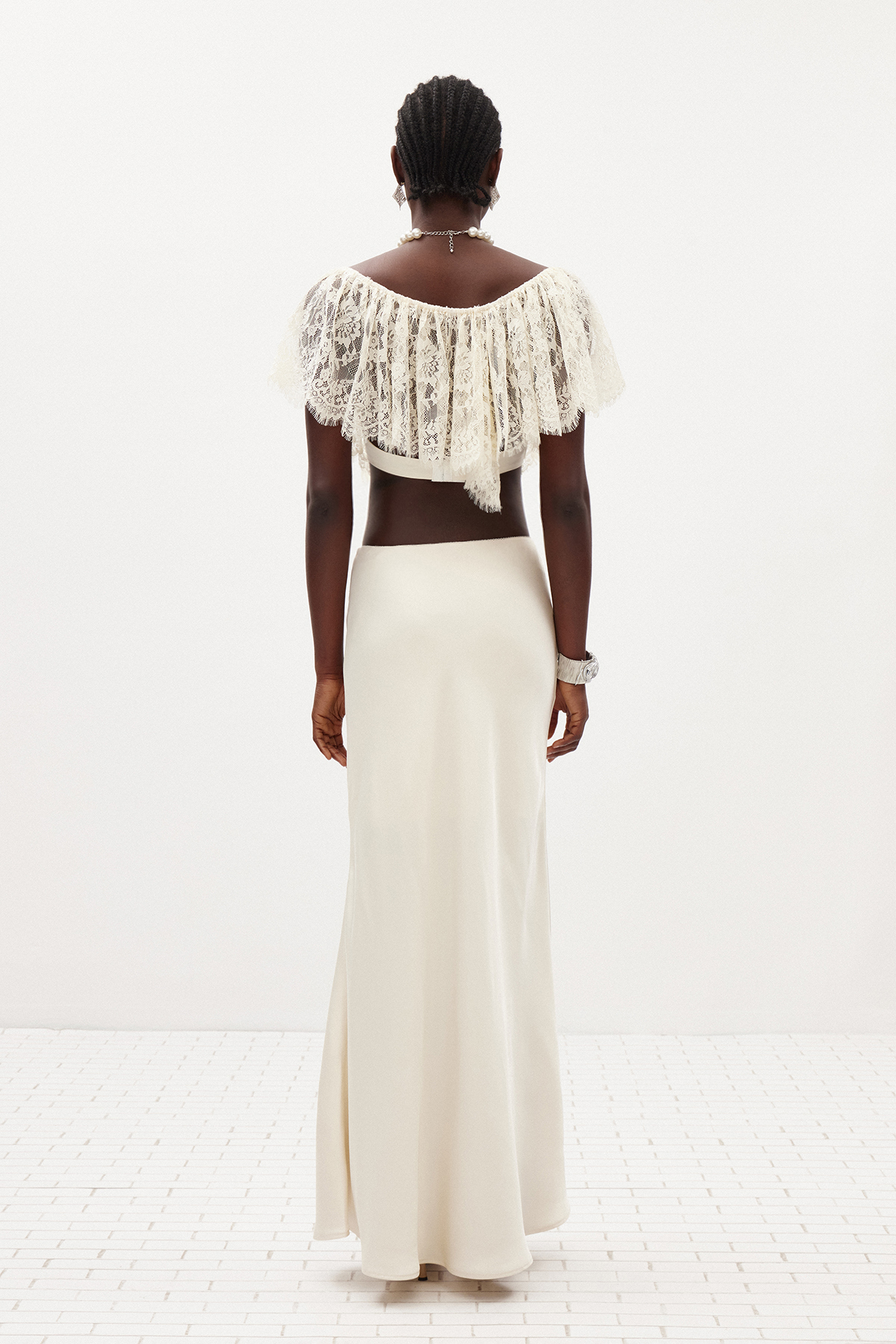 Ilme V Neck Lace Ruffle Top