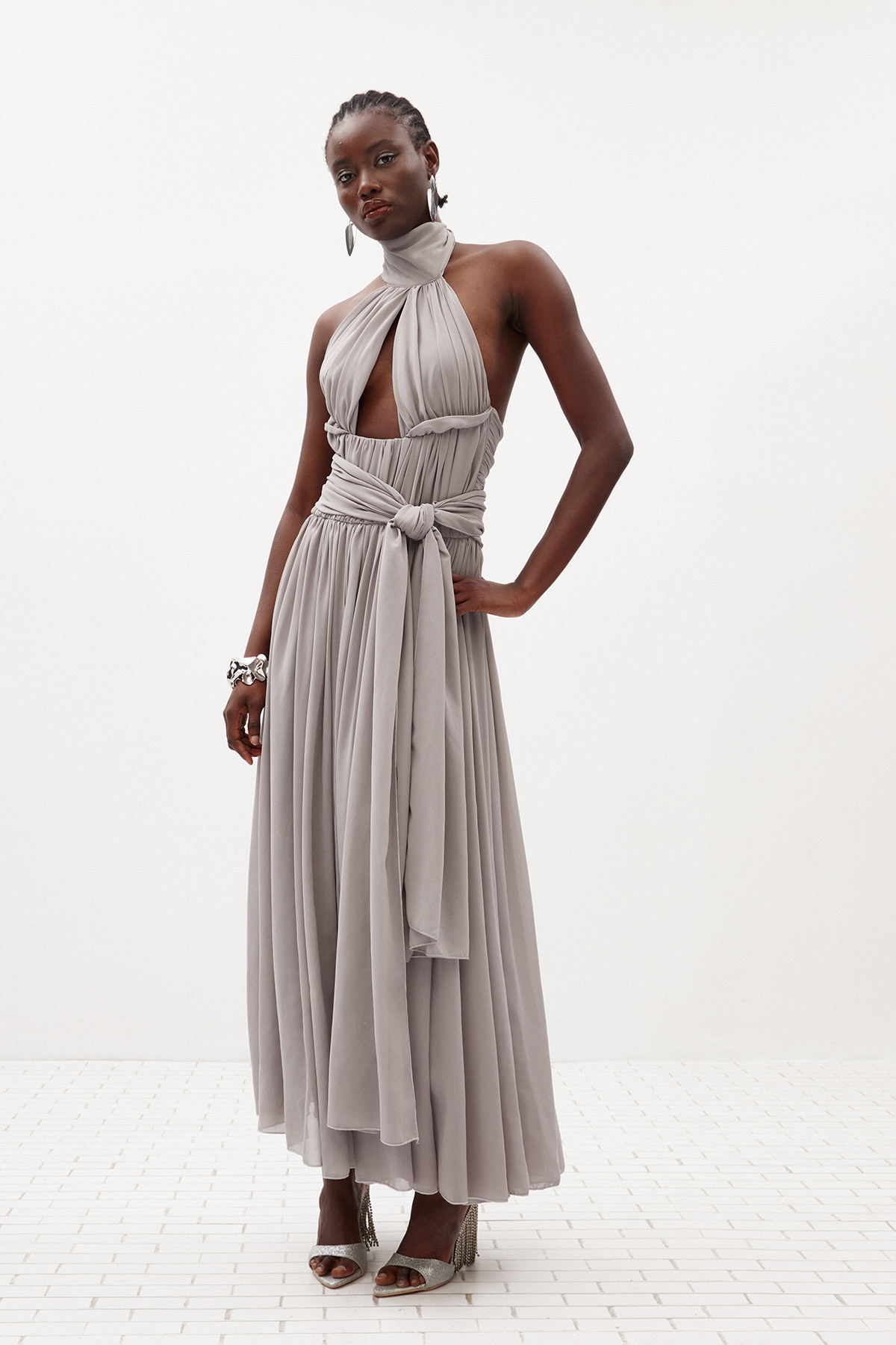 Ilu Halter Neck Tie Up Ruch Maxi Dress