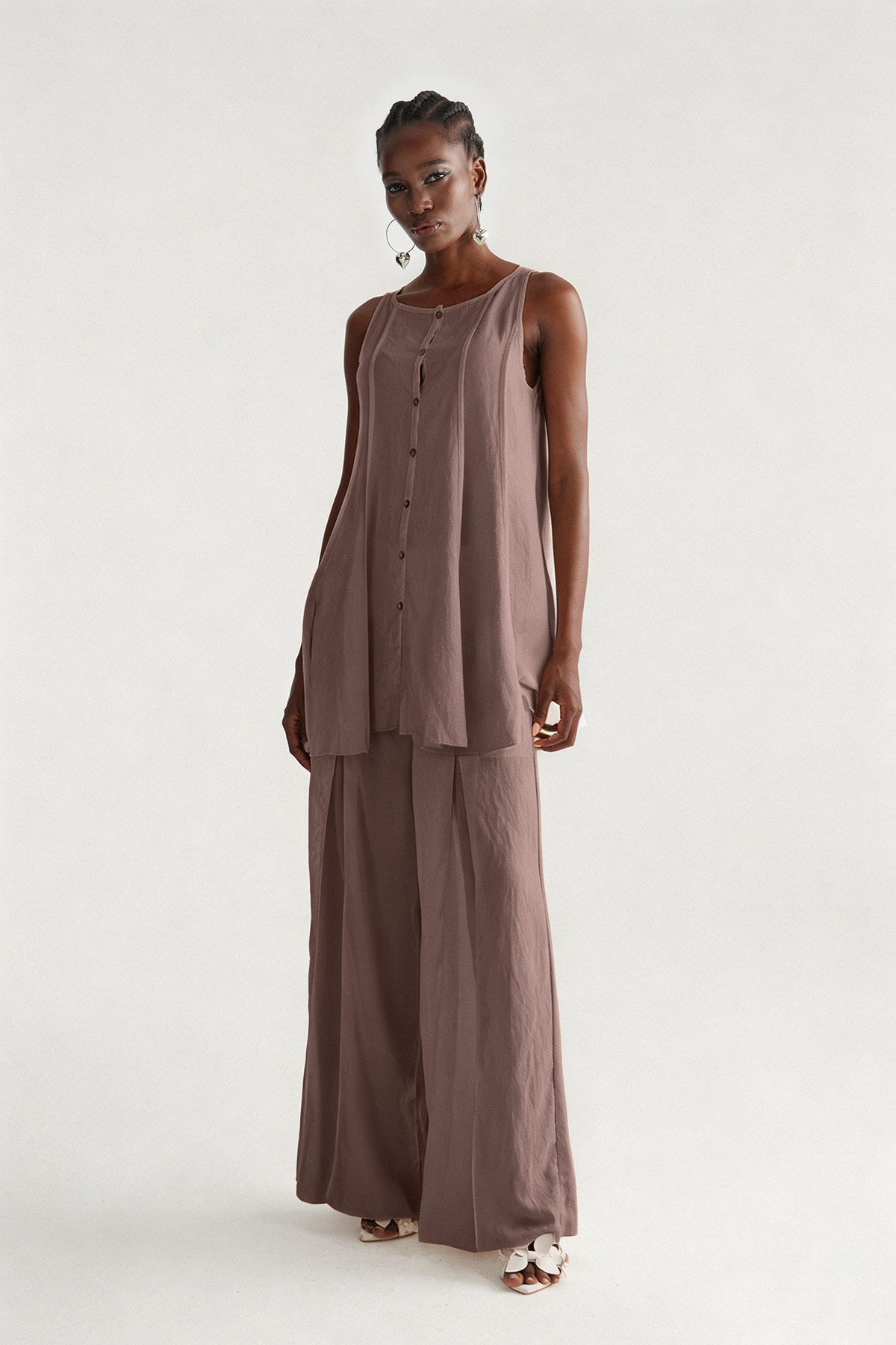 Iluminada Sleeveless Mesh Pants Set