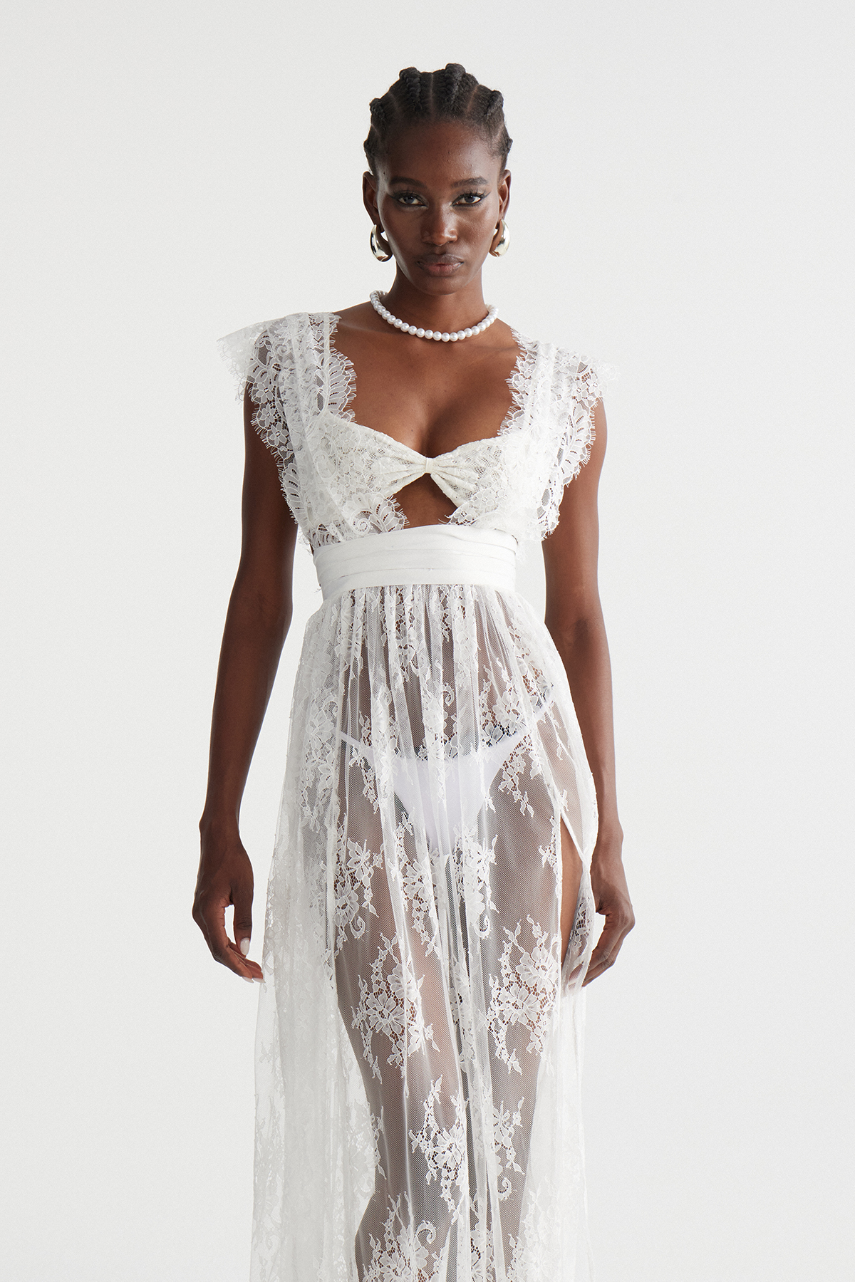 Ilyana Plunge Lace Maxi Dress