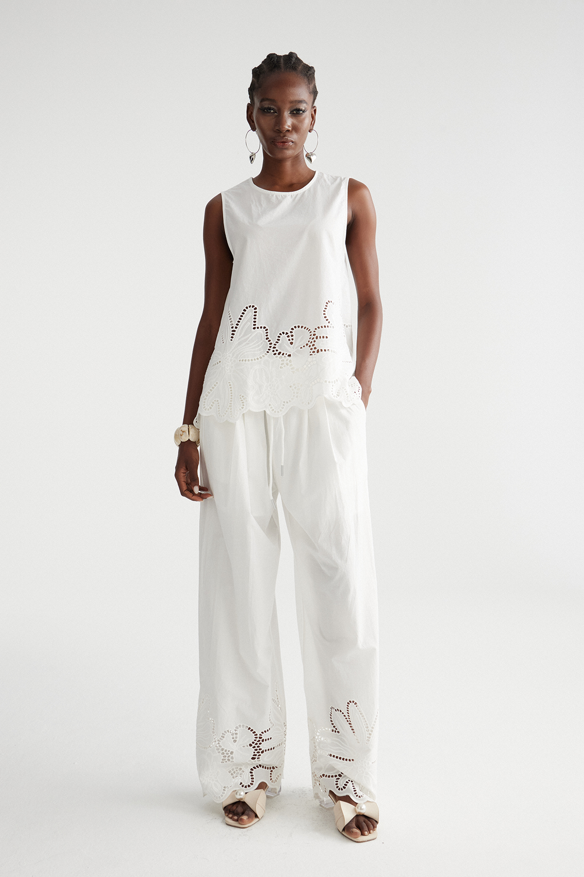 Ilyas Sleeveless Floral Pants Set
