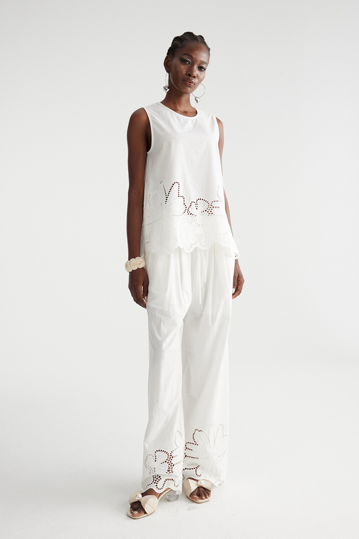 Ilyas Sleeveless Floral Pants Set