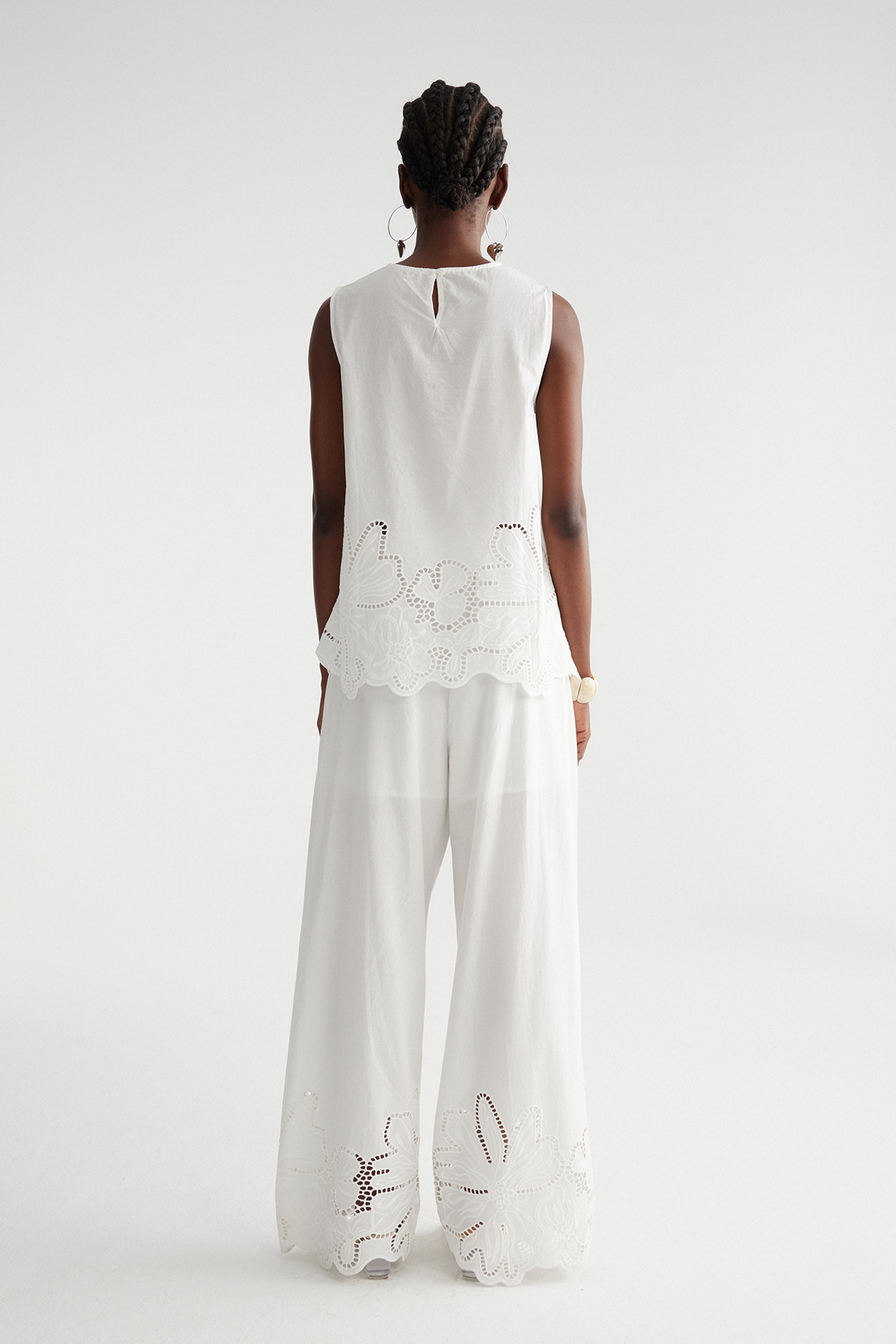 Ilyas Sleeveless Floral Pants Set