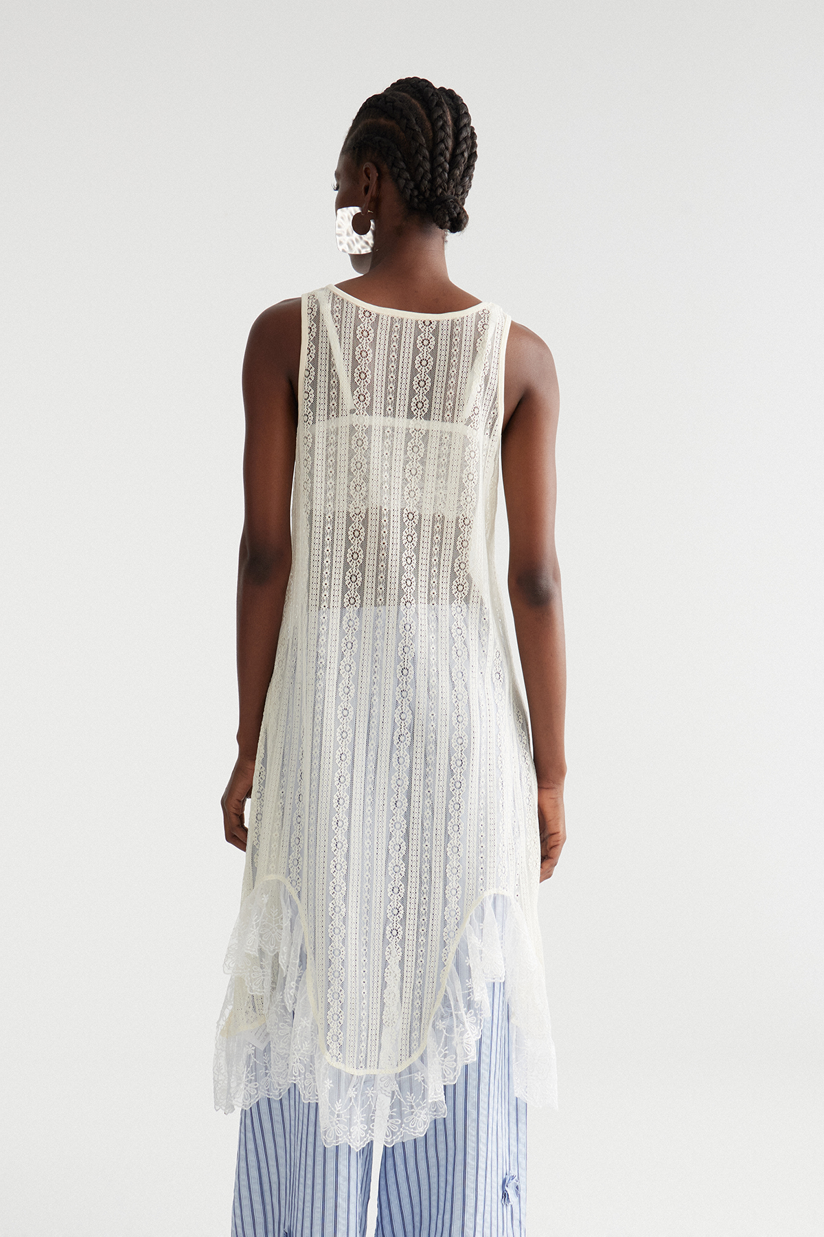 Imad Sleeveless Lace Ruffle Top