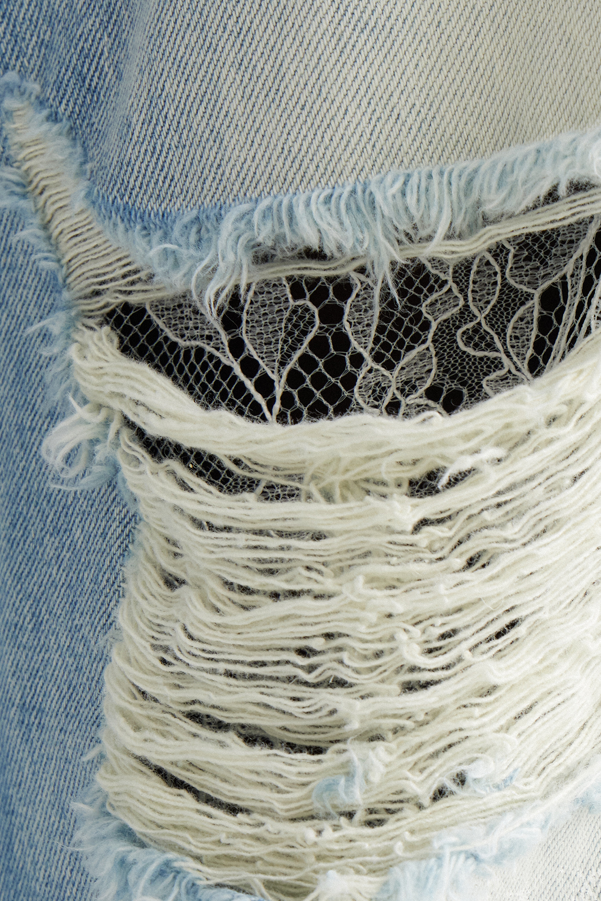 Imona Ripped Barrel Jeans