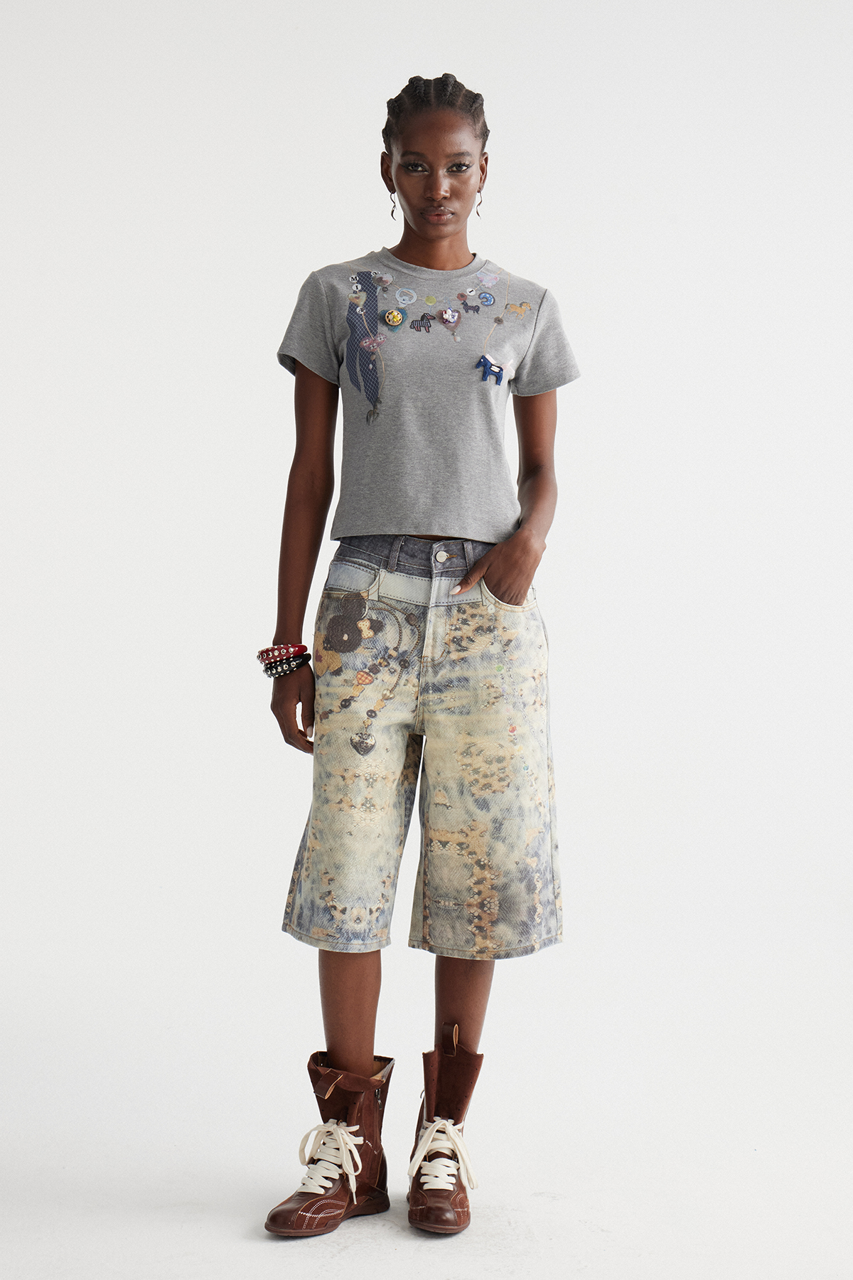 Inaaya Leopard Print Capri Jeans