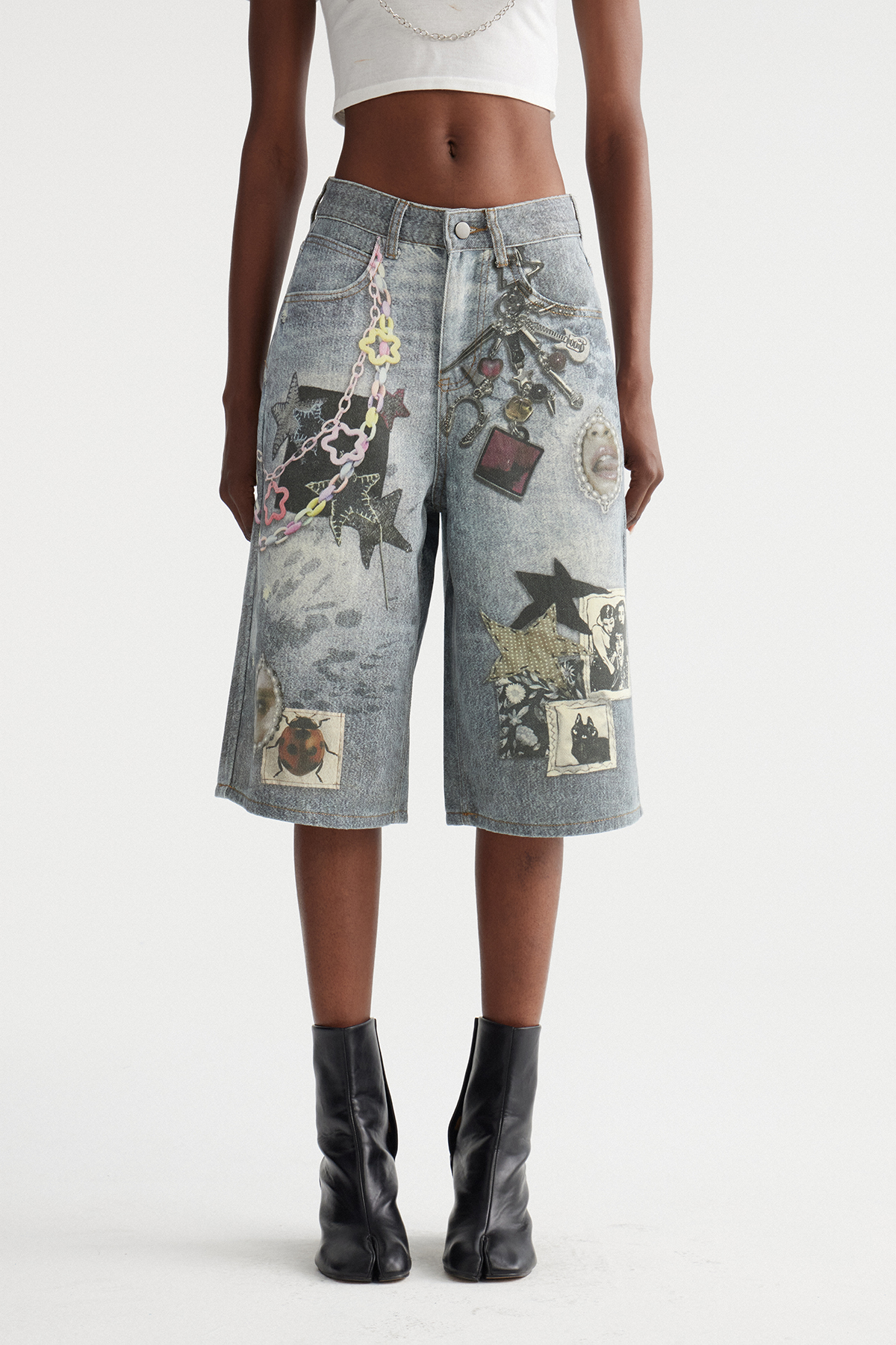 Inabat Star Print Capri Jeans