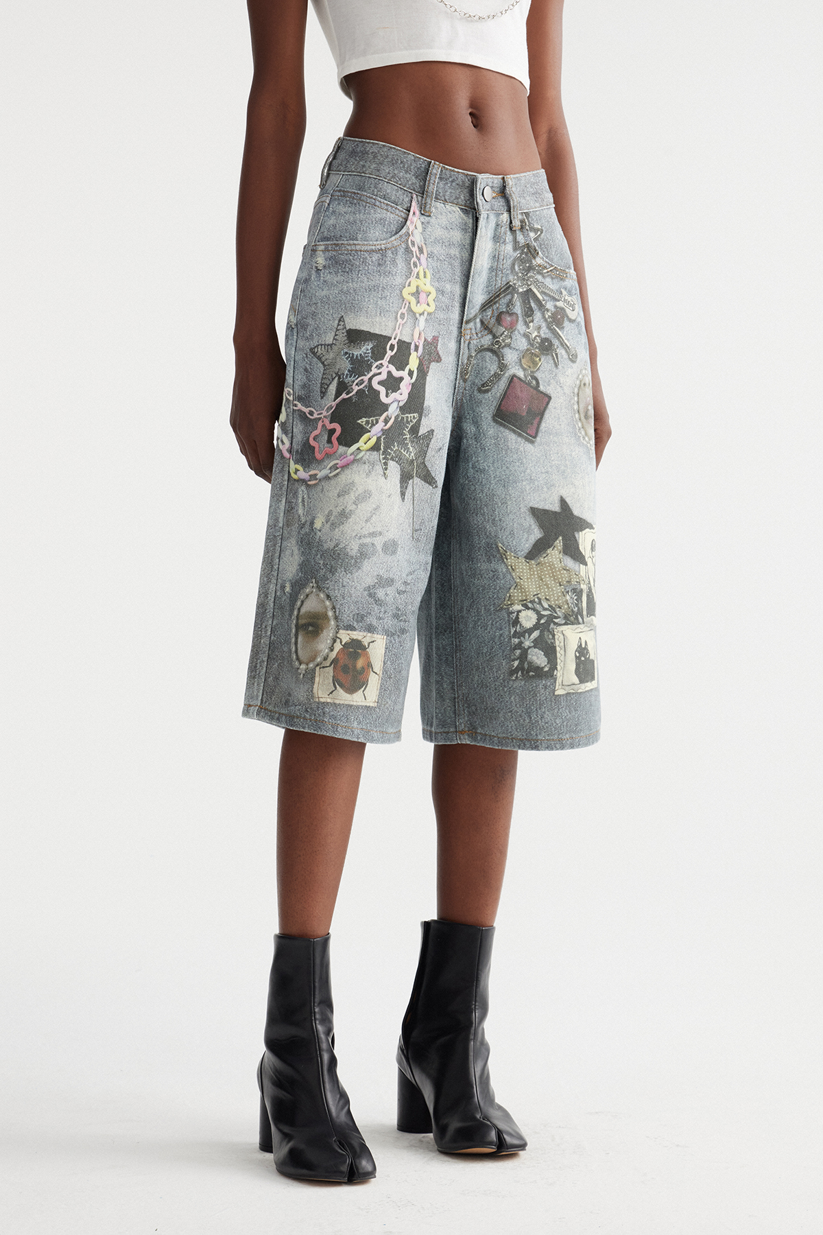 Inabat Star Print Capri Jeans