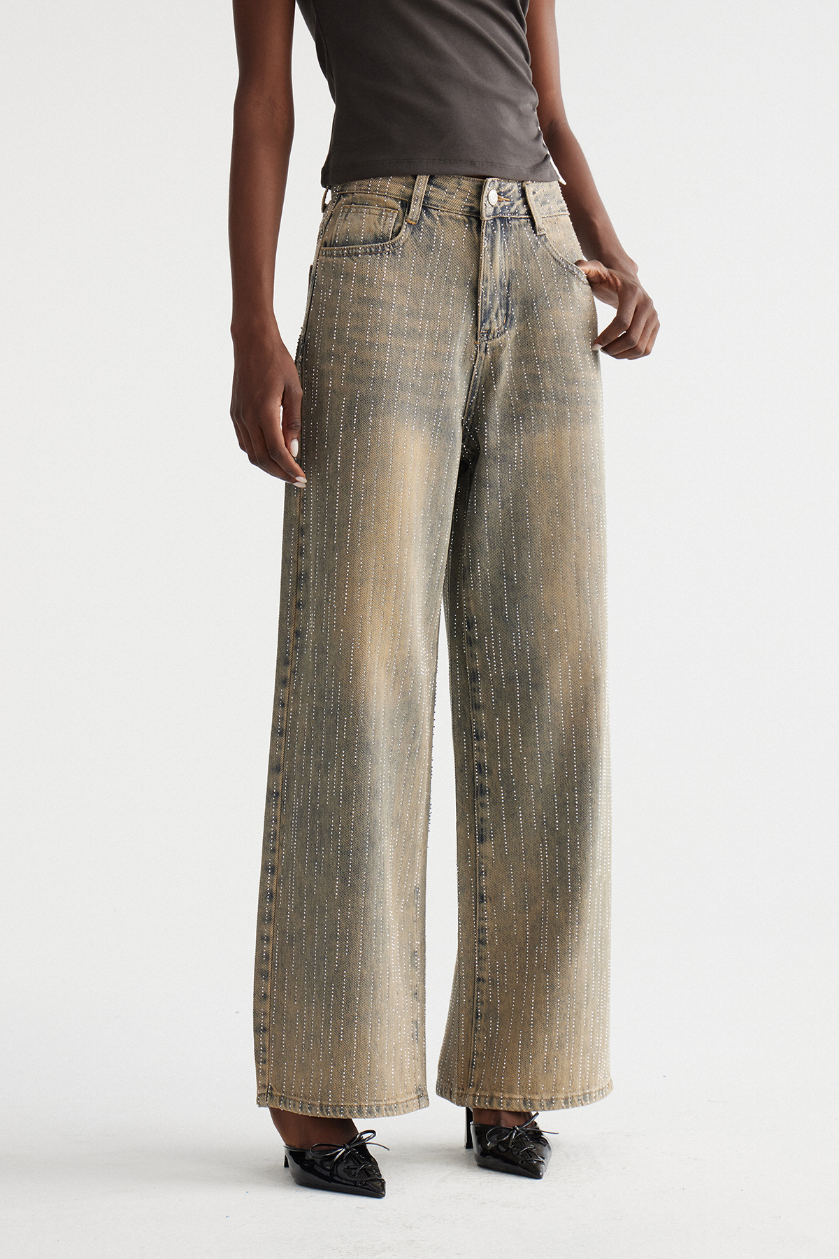 Inari Rhinestone Barrel Jeans