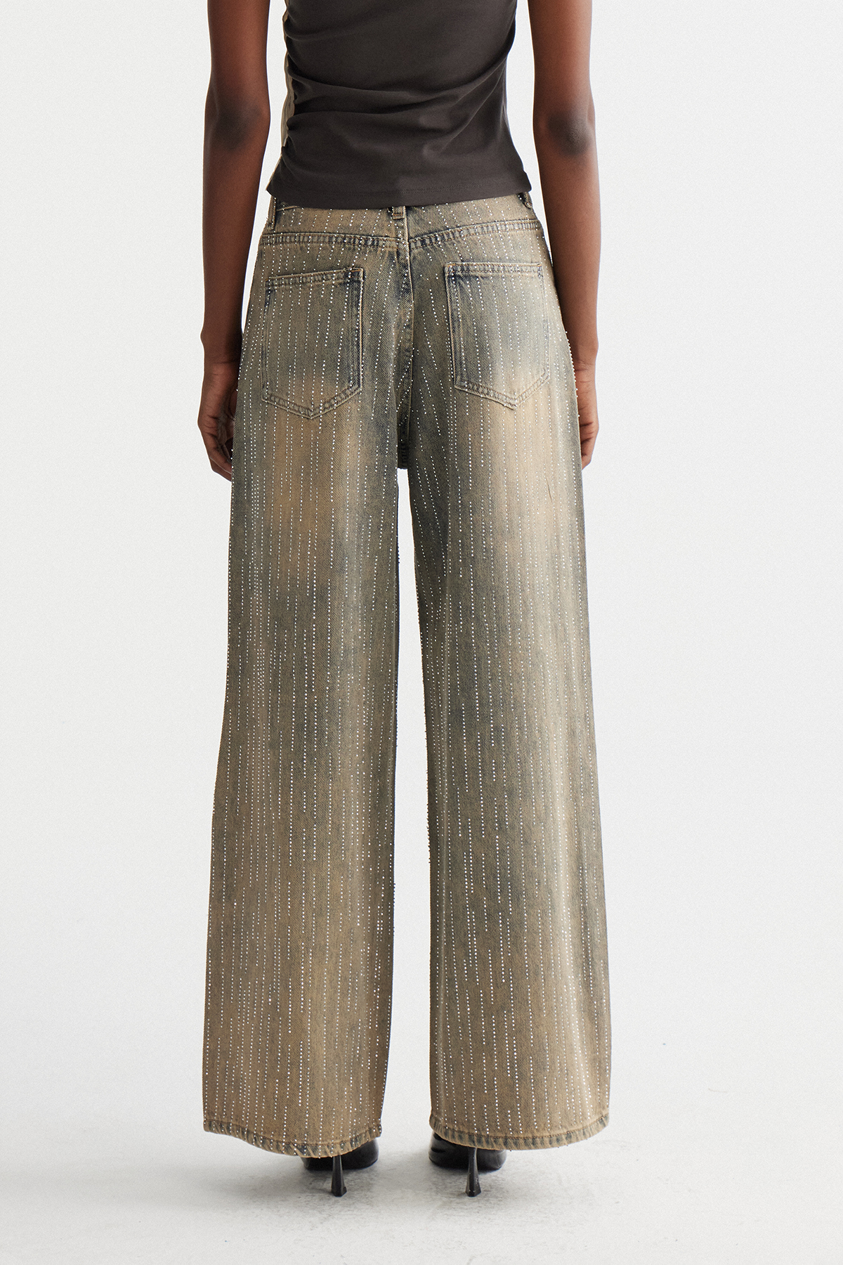 Inari Rhinestone Barrel Jeans