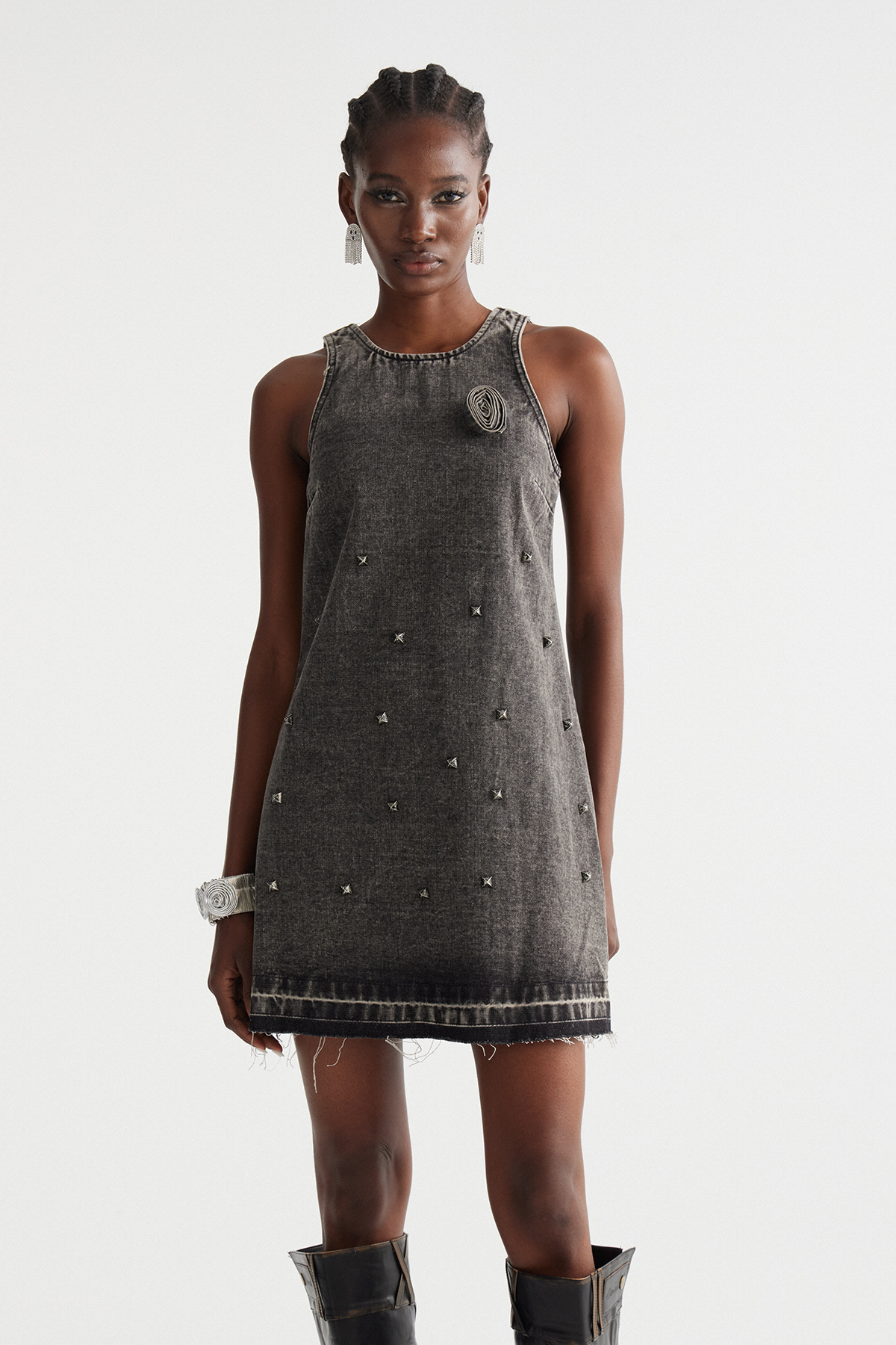 Indrek Sleeveless Flower Mini Dress