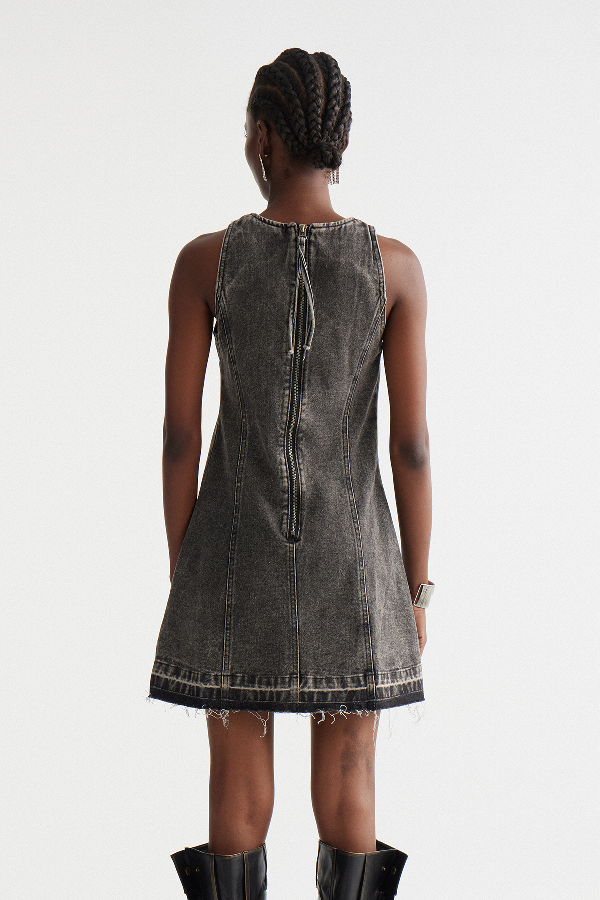 Indrek Sleeveless Flower Mini Dress