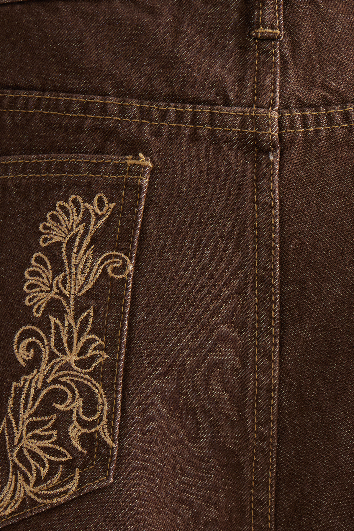 Ingi Wide Leg Jeans In Brown