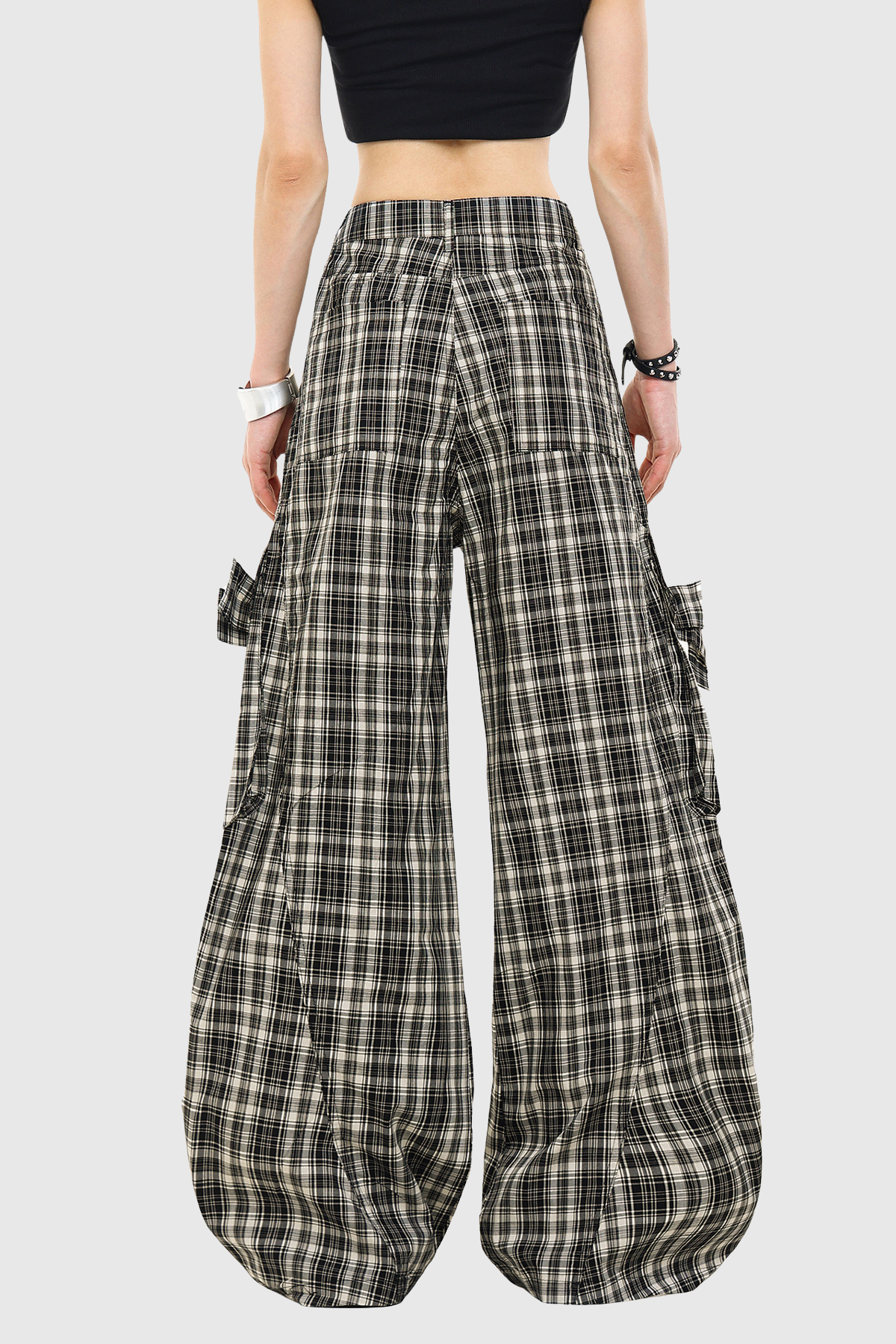 Inti Plaid Bow Cargo Pants