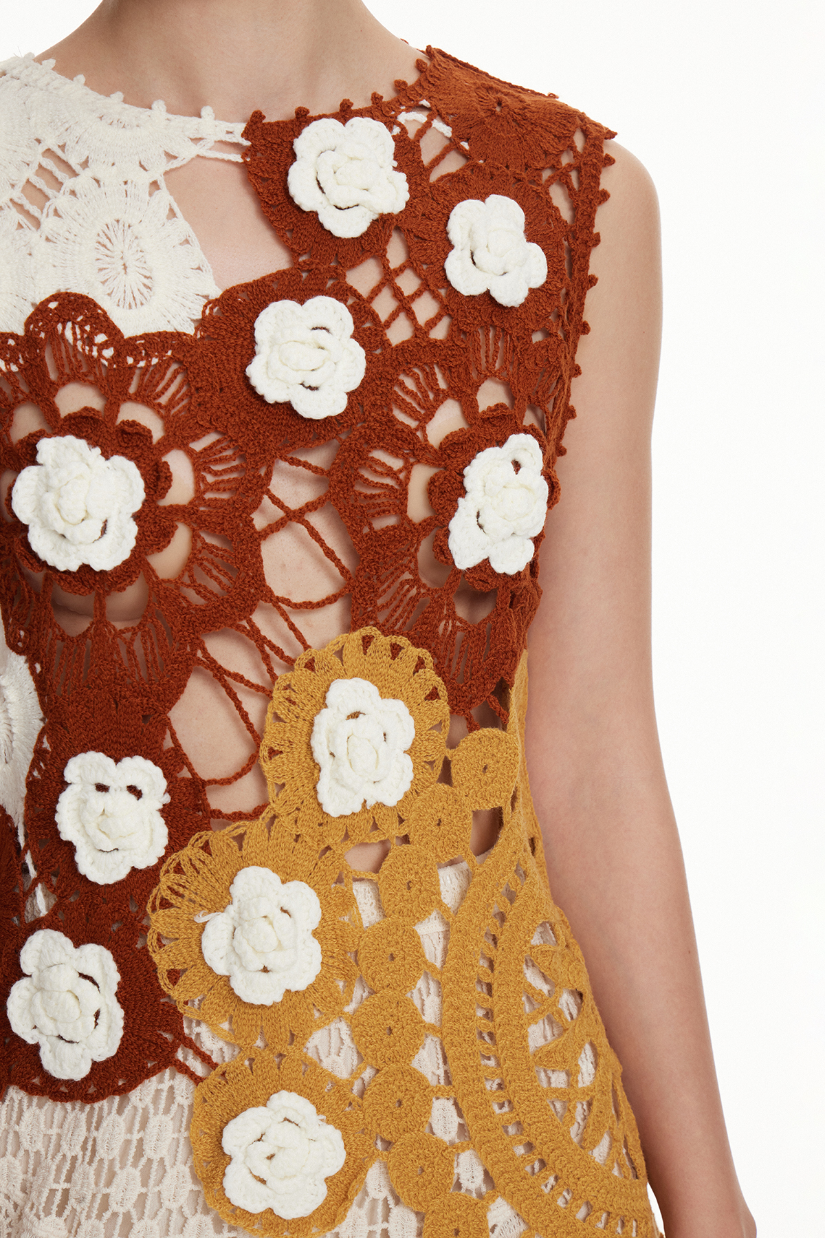 Iorwerth Crochet Flower Top In Brown