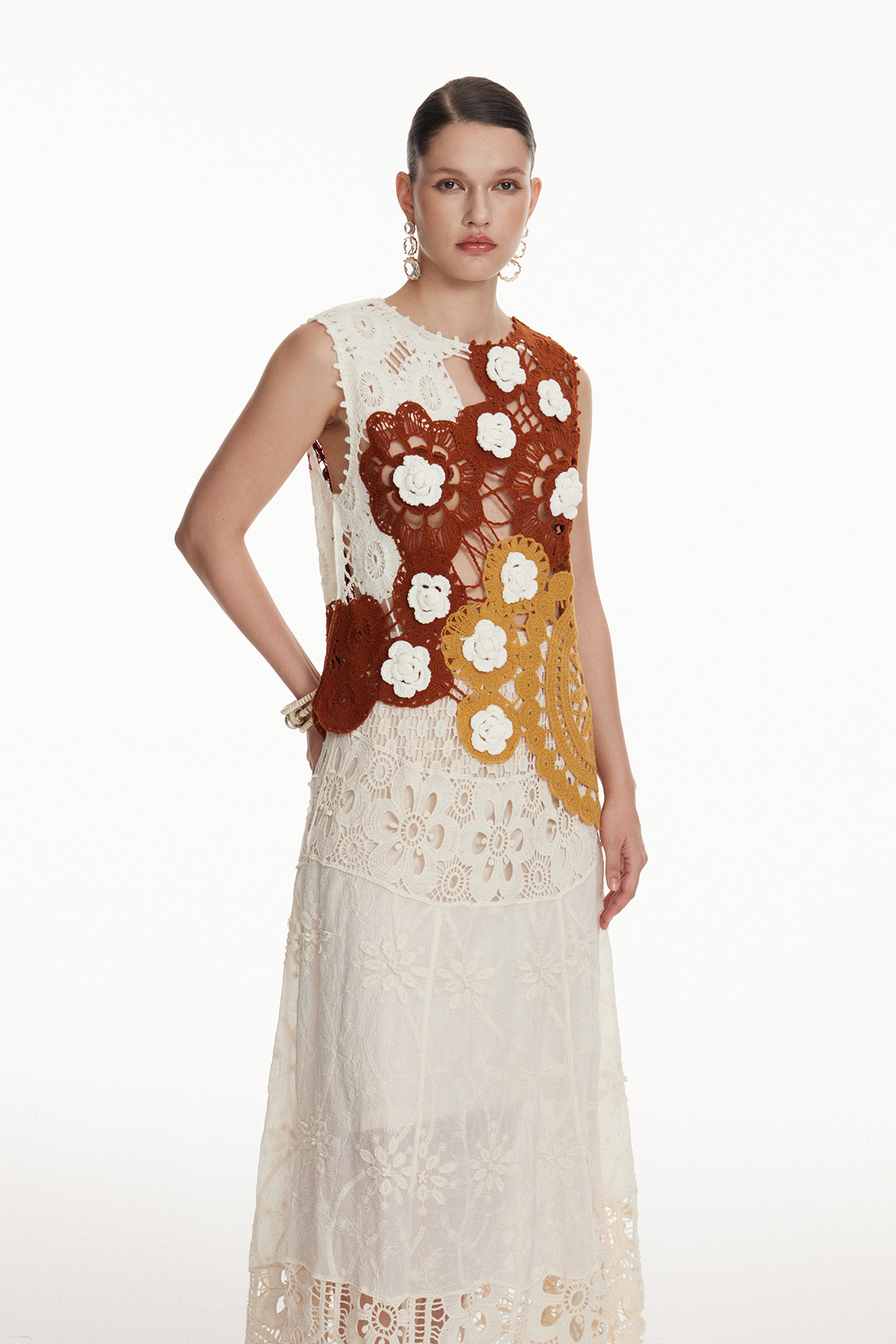 Iorwerth Crochet Flower Top In Brown