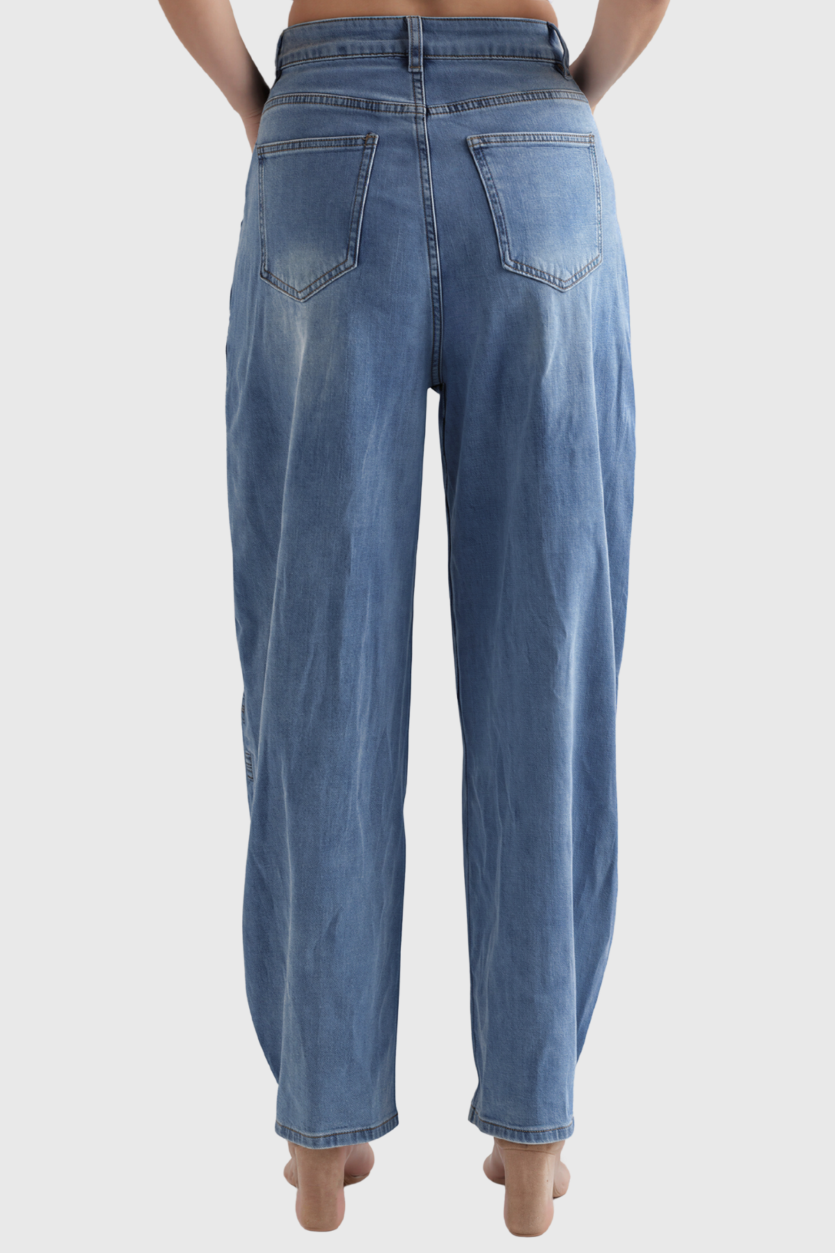 Ipati Button Baggy Jeans