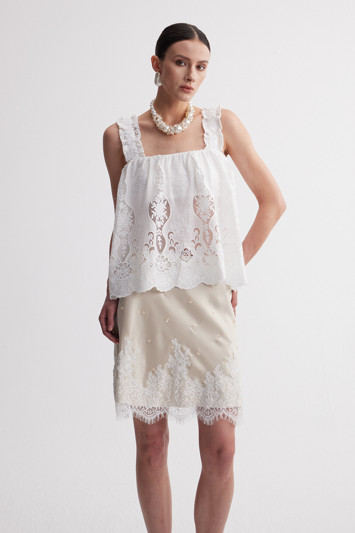 Iphigeneia Sleeveless Lace Top