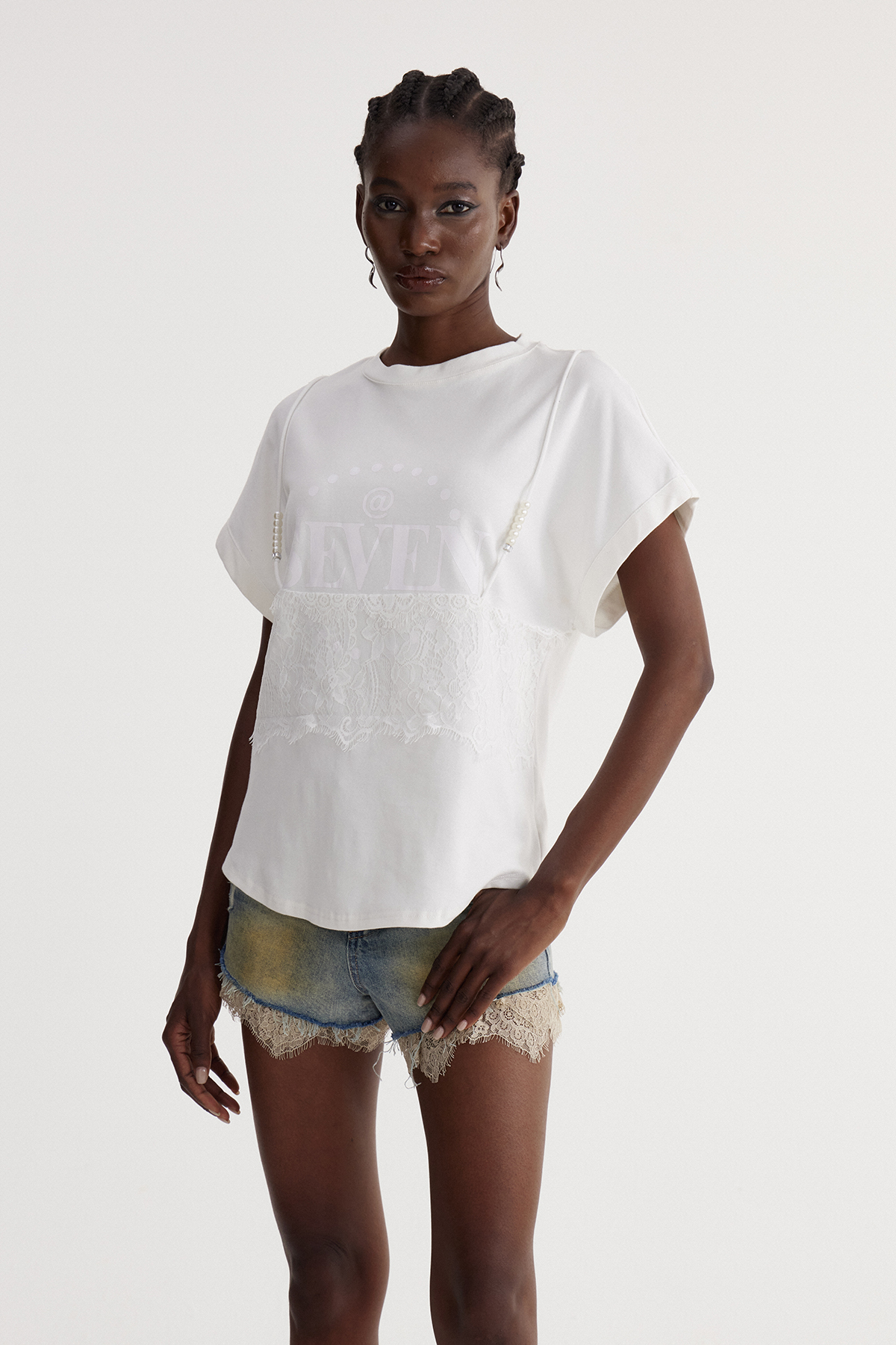 Isabeau Lace Pearl Top