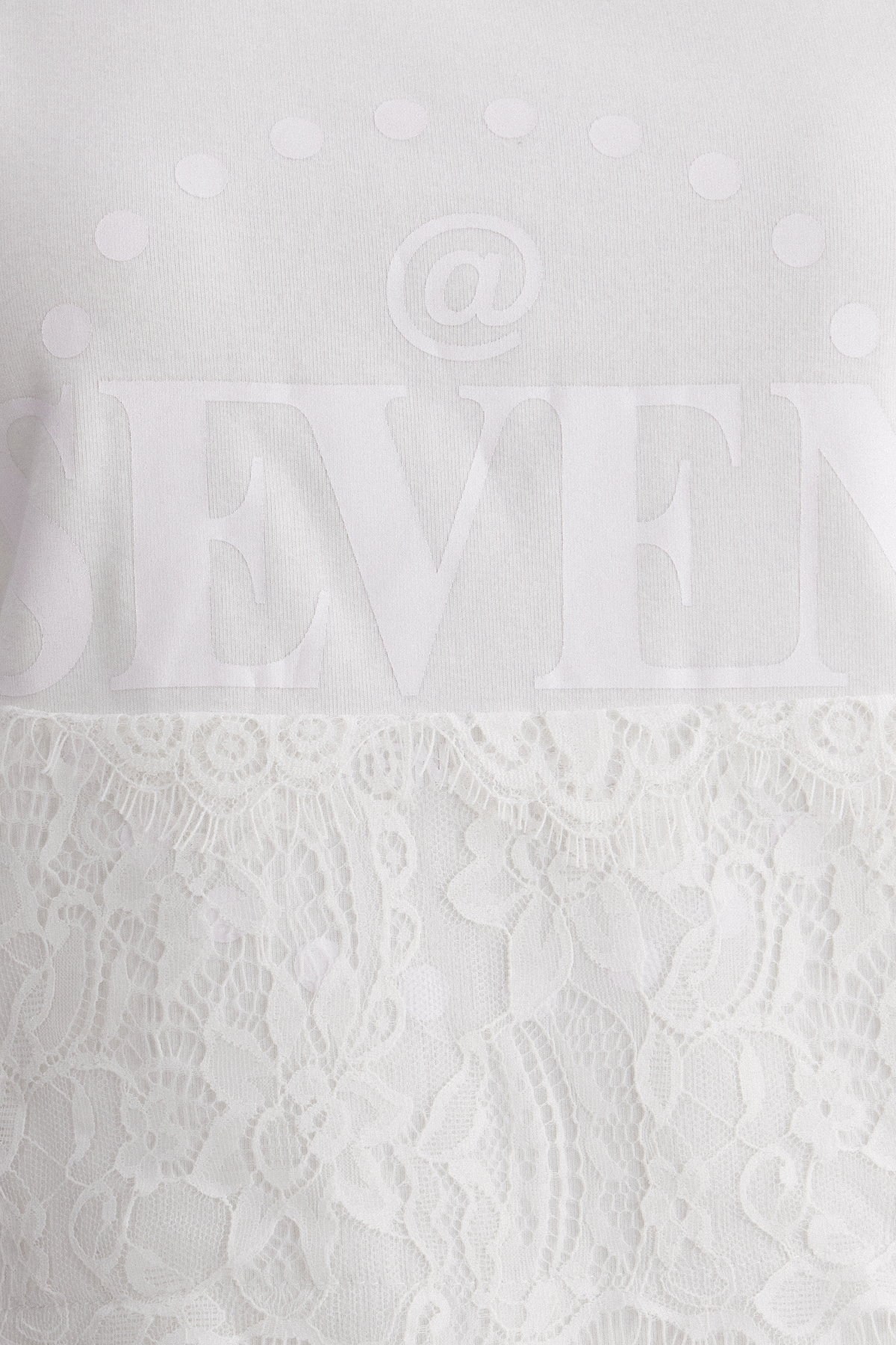 Isabeau Lace Pearl Top
