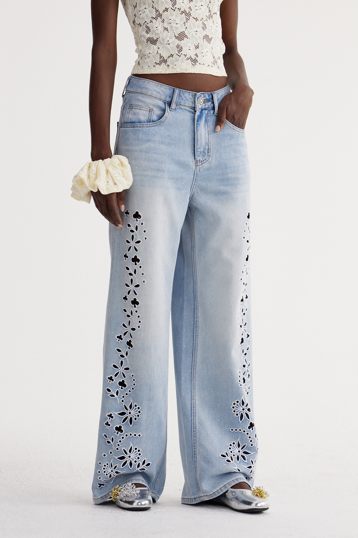 Isabele Cutout Rhinestone Jeans