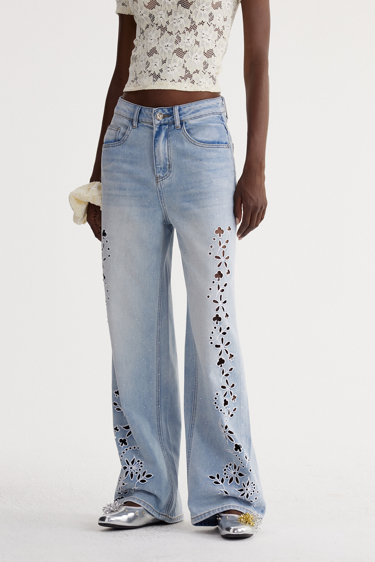 Isabele Cutout Rhinestone Jeans