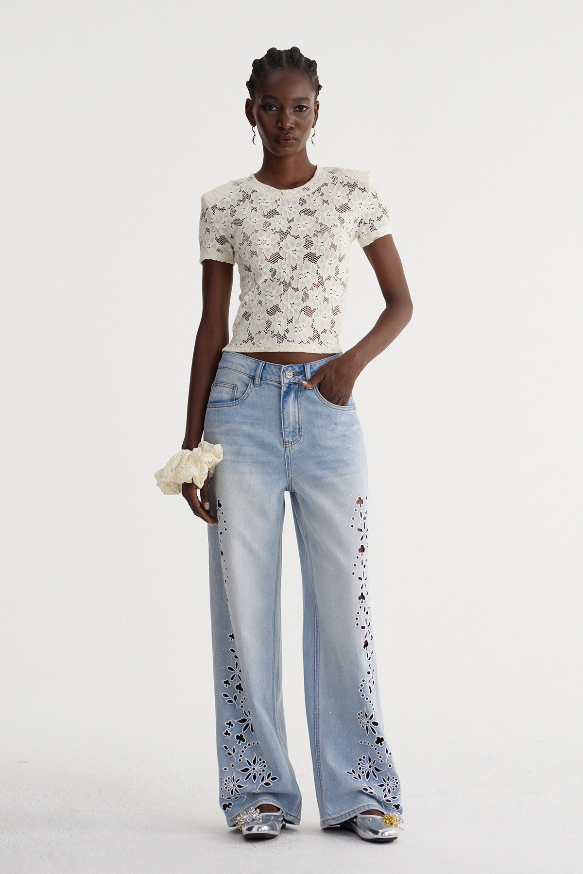 Isabele Cutout Rhinestone Jeans