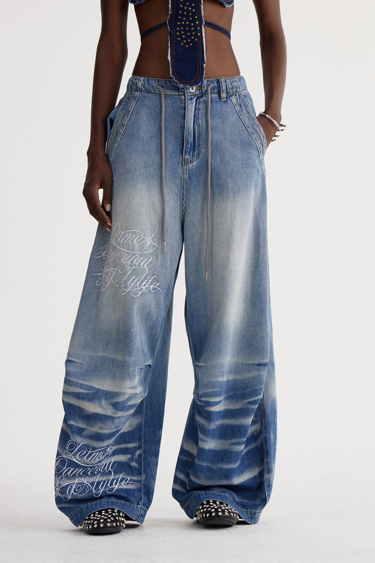 Isao Embroidered Bleached Baggy Jeans