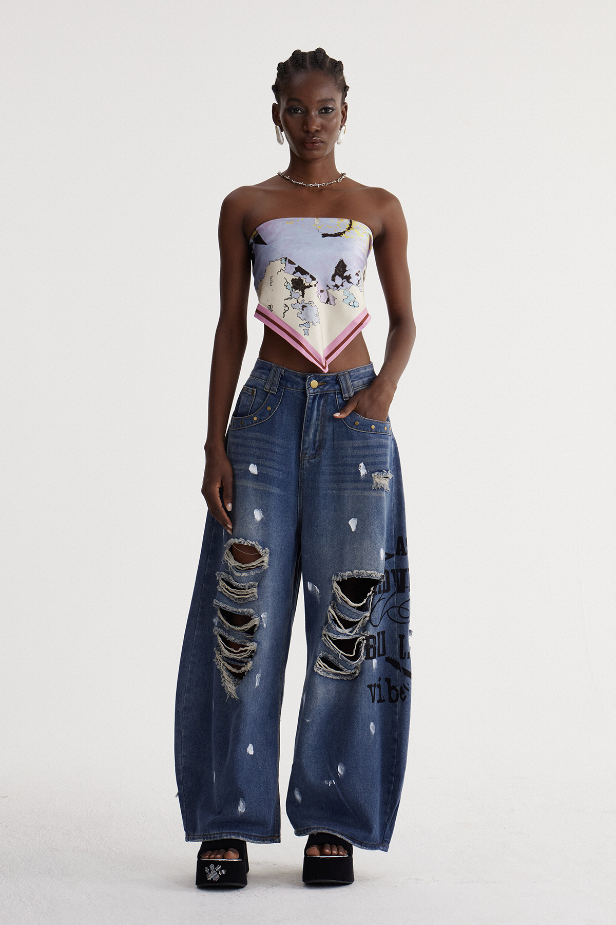 Isay Ripped Print Baggy Jeans