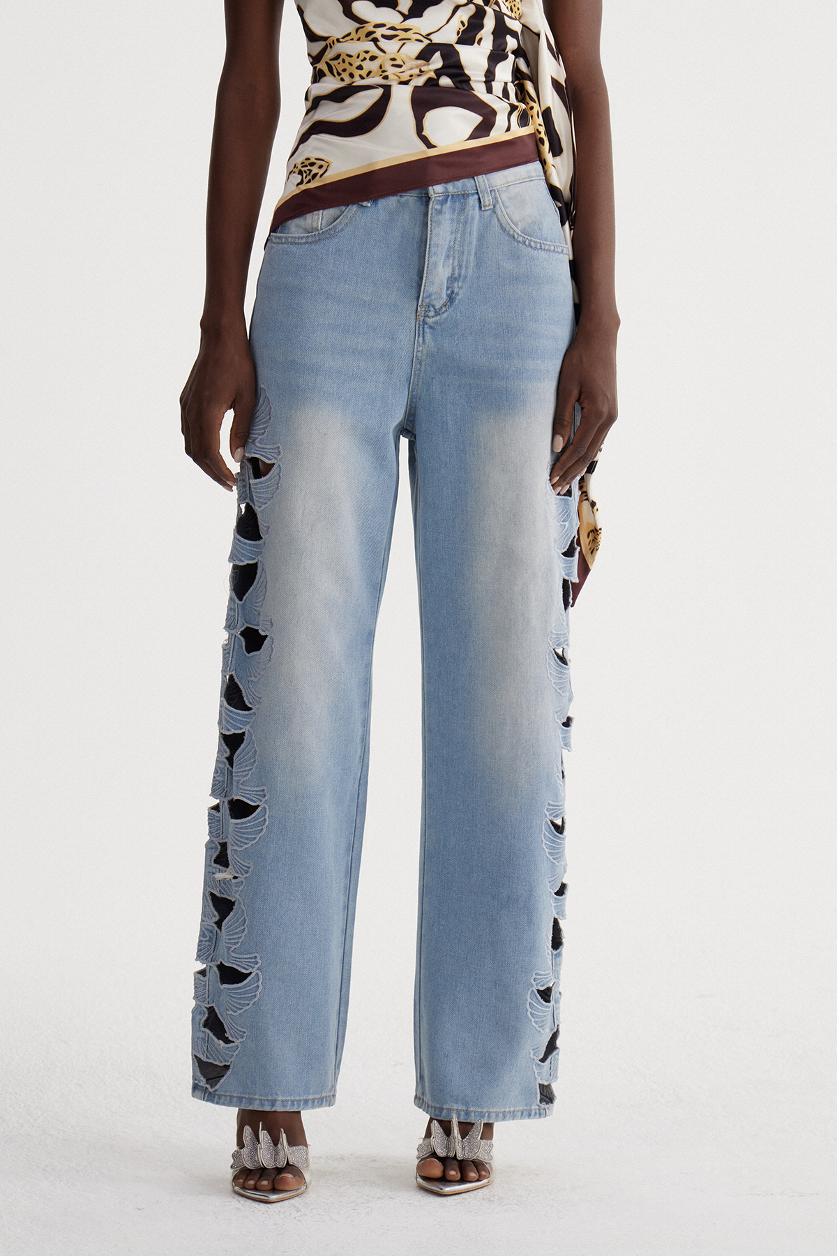 Ischys Cutout Barrel Jeans